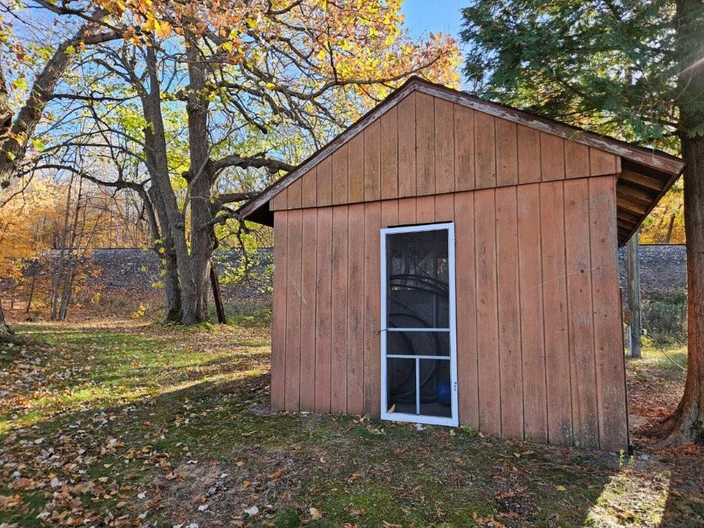 1983 single family home for sale at 38782 Railroad Drive in Richville, MN — 2 bed, 1 bath (photo 14 of 23)