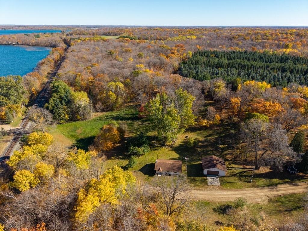 1983 single family home for sale at 38782 Railroad Drive in Richville, MN — 2 bed, 1 bath (photo 16 of 23)