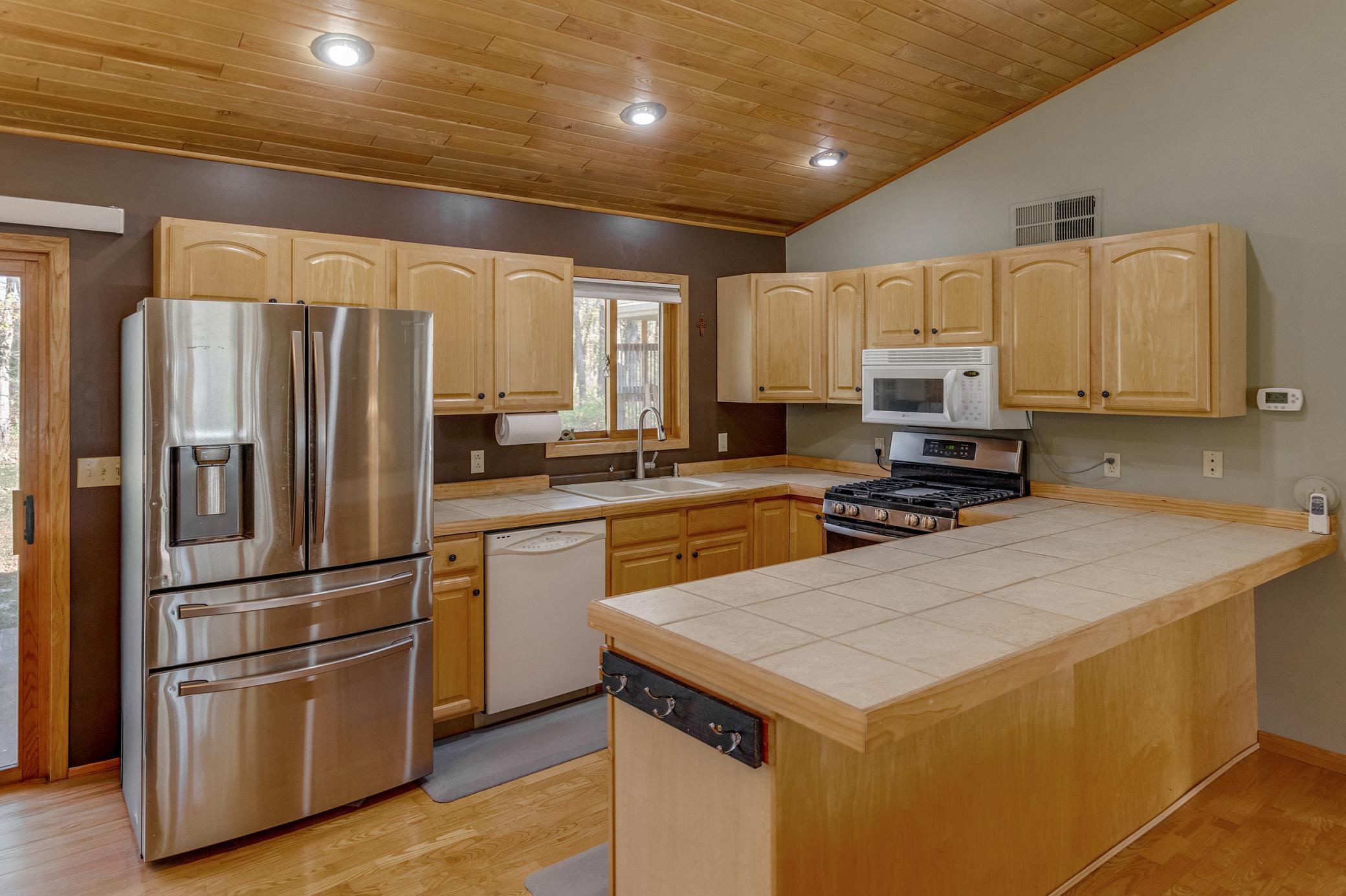1989 single family home for sale at 2636 Zebroski Acres Lane SW in Pillager, MN — 2 bed, 1 bath (photo 8 of 26)