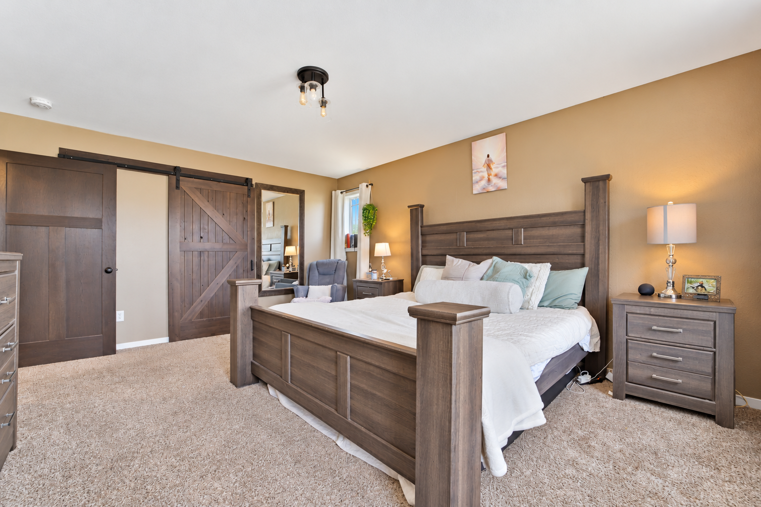 2017 single family home for sale at 1527 2nd Street NE in Staples, MN — 5 bed, 4 bath (photo 12 of 43)