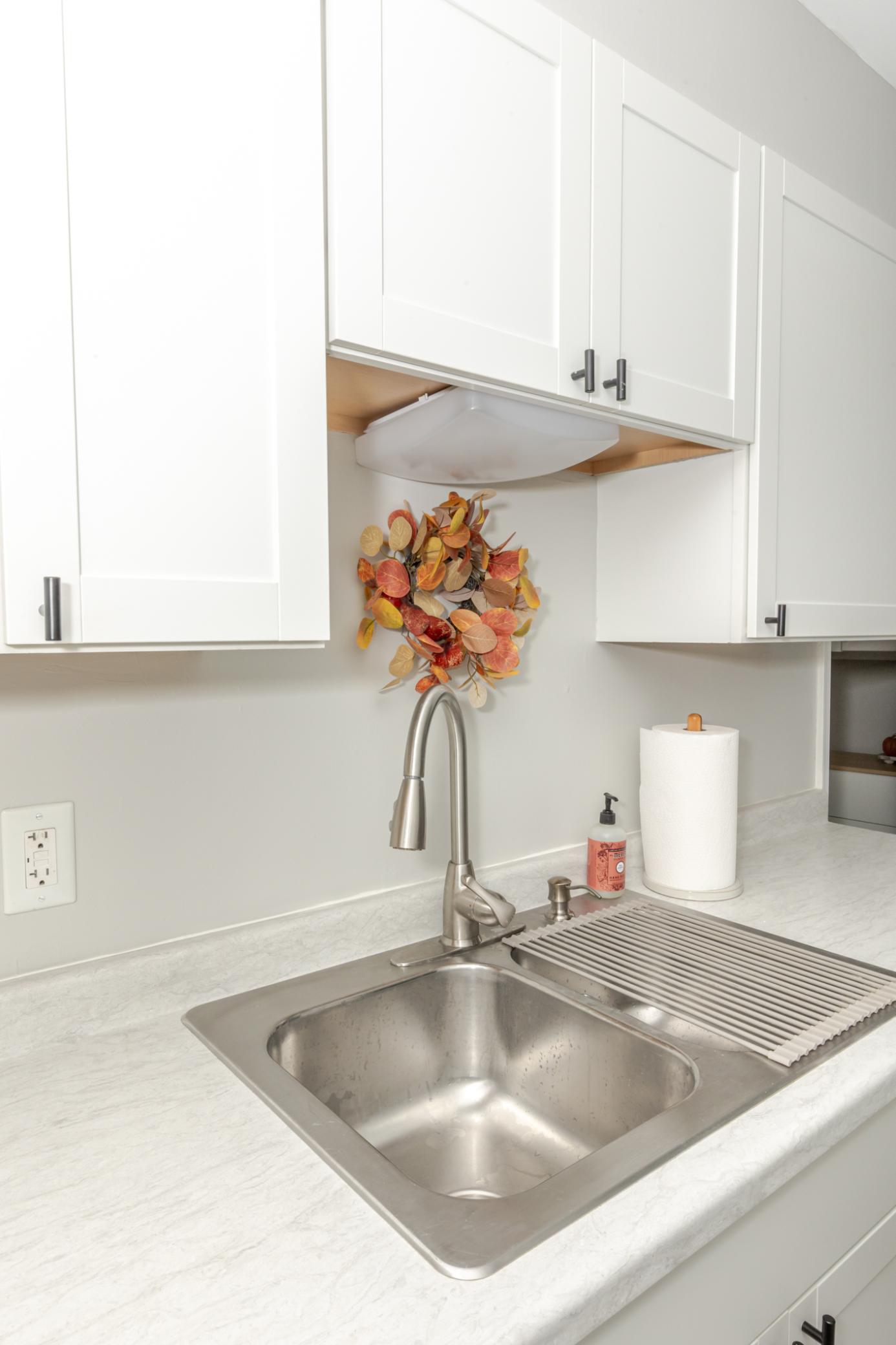 1948 single family home for sale at 1546 5th Street N in Fargo, ND — 3 bed, 1 bath (photo 12 of 40)