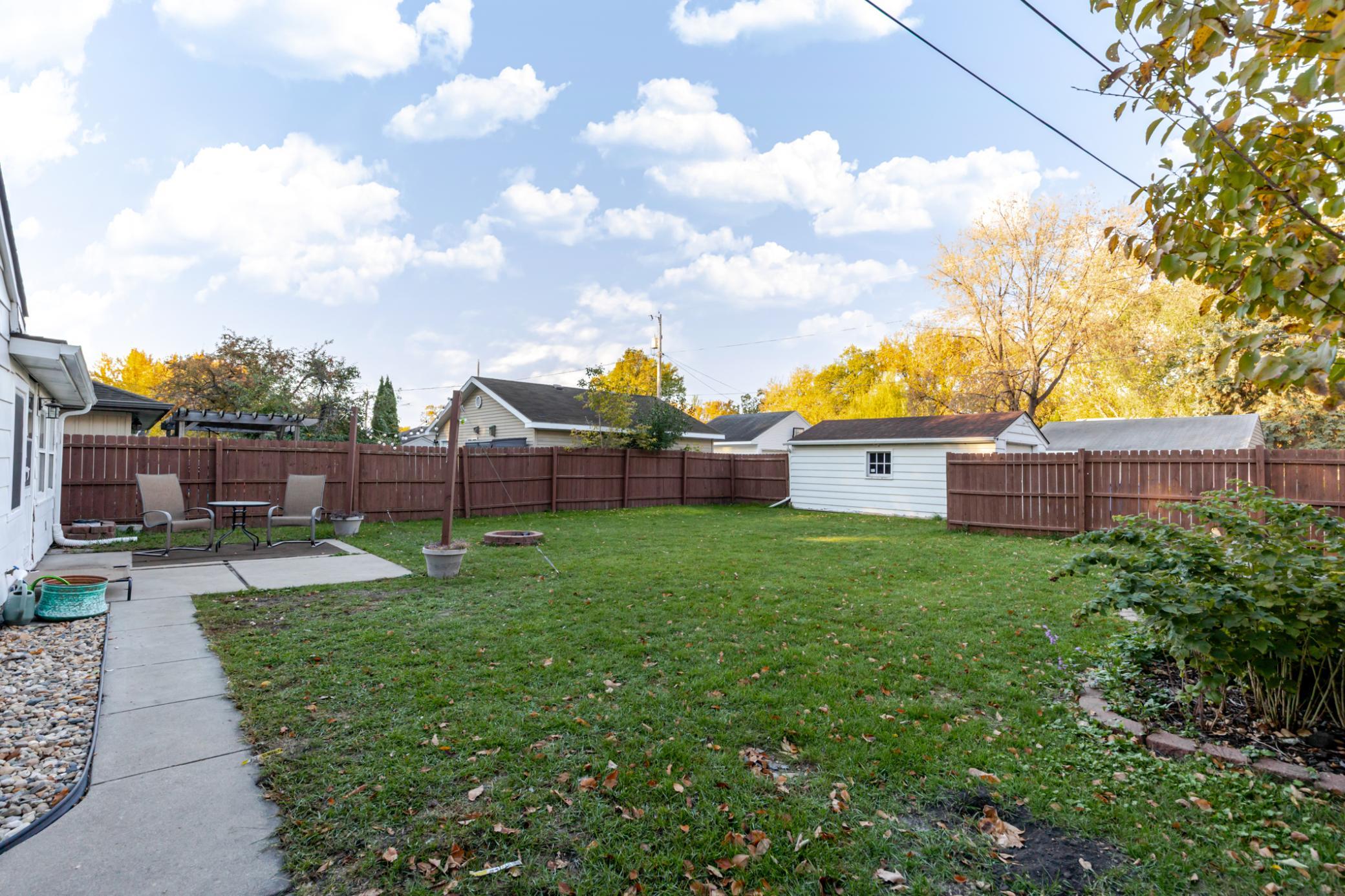 1948 single family home for sale at 1546 5th Street N in Fargo, ND — 3 bed, 1 bath (photo 32 of 40)