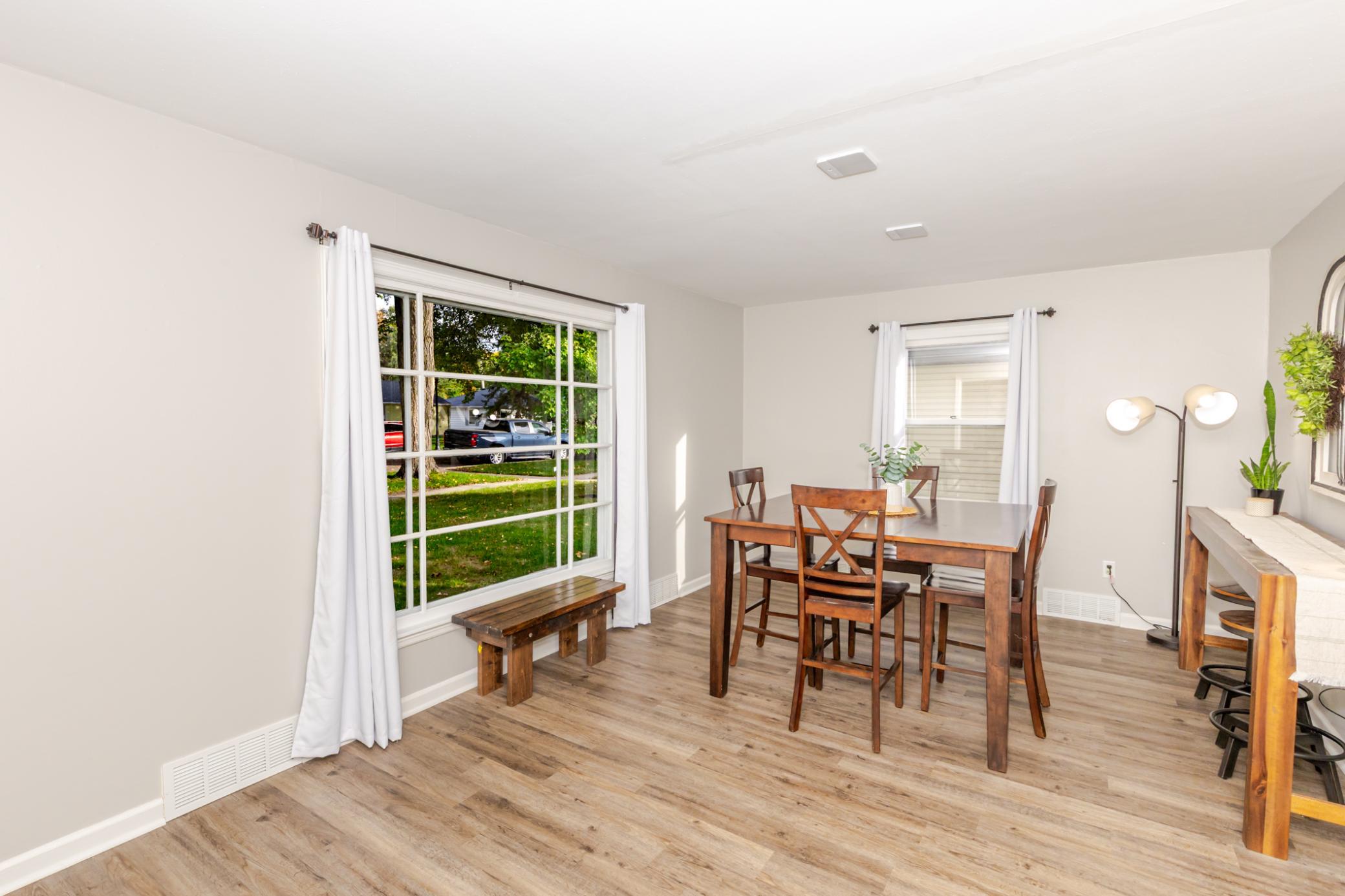 1948 single family home for sale at 1546 5th Street N in Fargo, ND — 3 bed, 1 bath (photo 7 of 40)