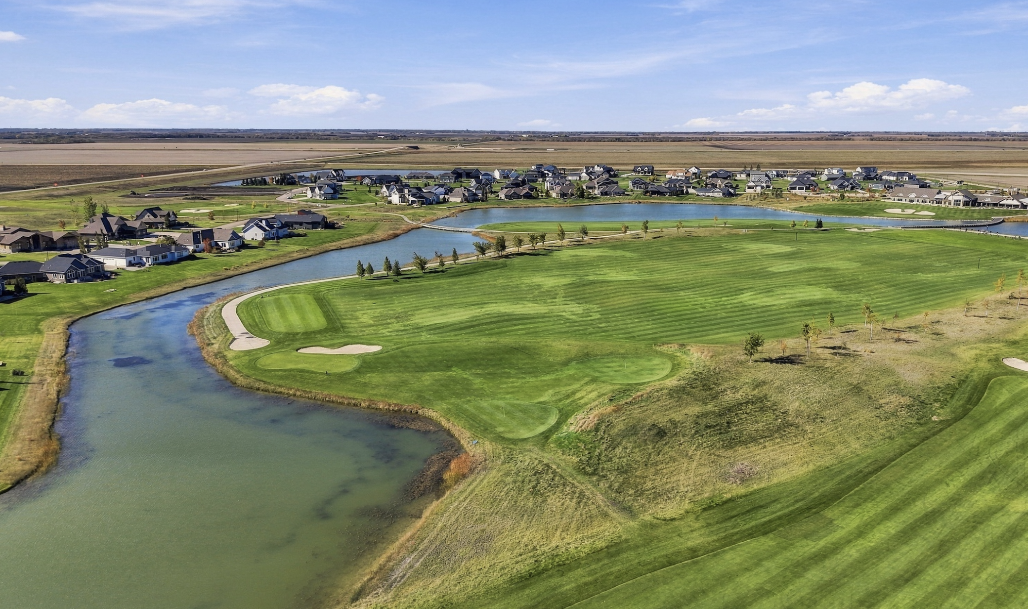 2017 single family home for sale at 356 Trent Jones Drive in Oxbow, ND — 5 bed, 3 bath (photo 64 of 71)