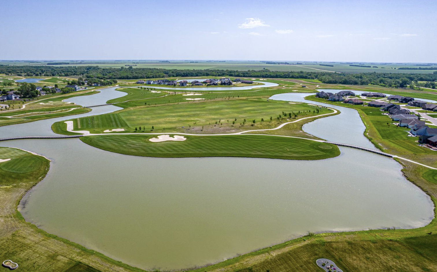 2017 single family home for sale at 356 Trent Jones Drive in Oxbow, ND — 5 bed, 3 bath (photo 67 of 71)