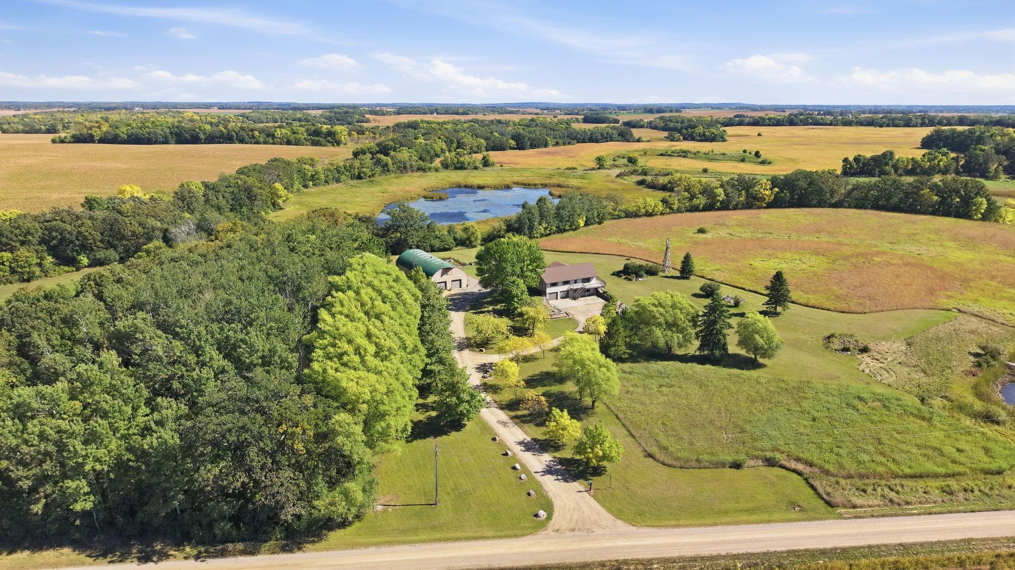 1995 single family home for sale at 12946 151st Avenue in Sauk Centre, MN — 3 bed, 3 bath (photo 2 of 53)