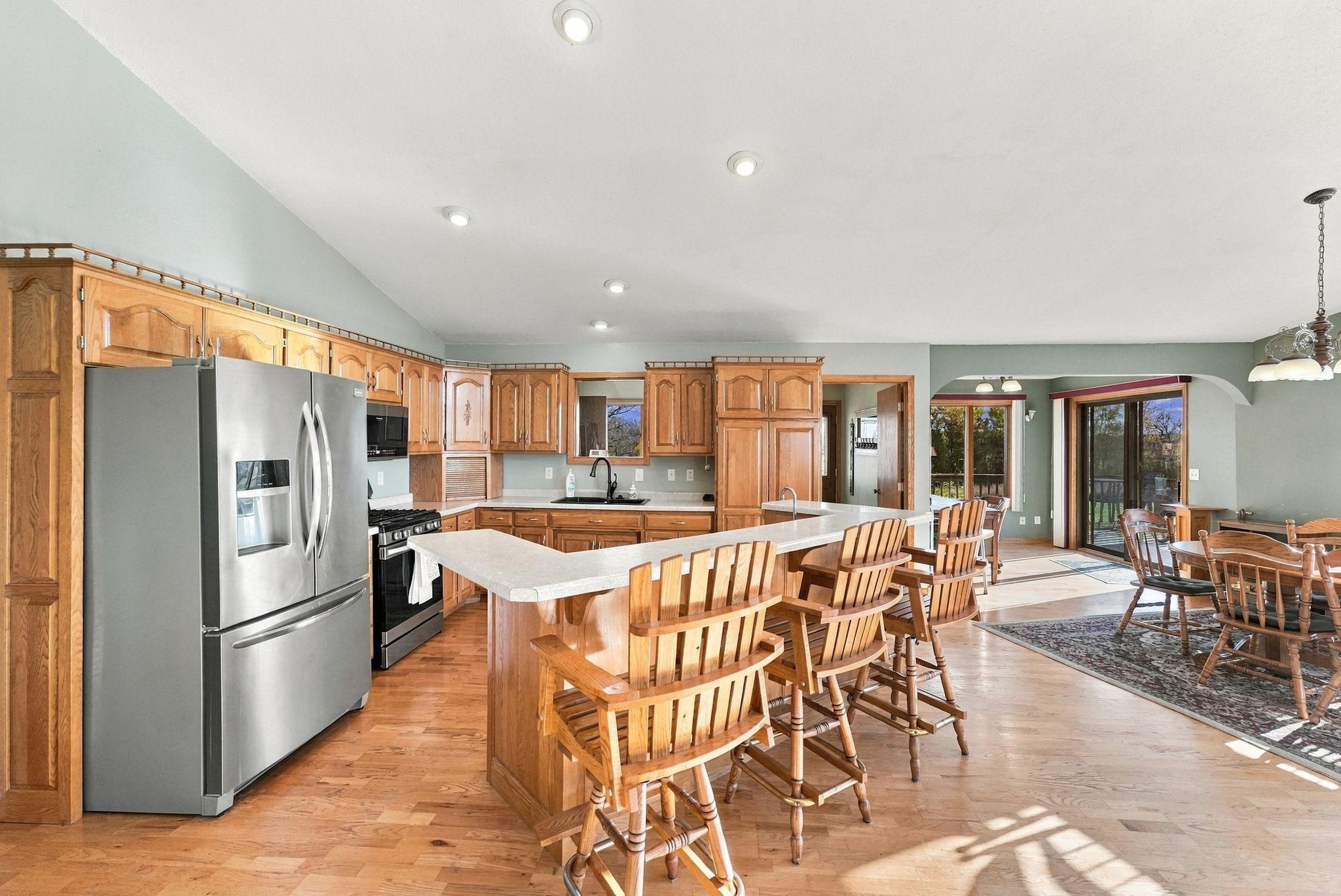 1995 single family home for sale at 12946 151st Avenue in Sauk Centre, MN — 3 bed, 3 bath (photo 18 of 53)
