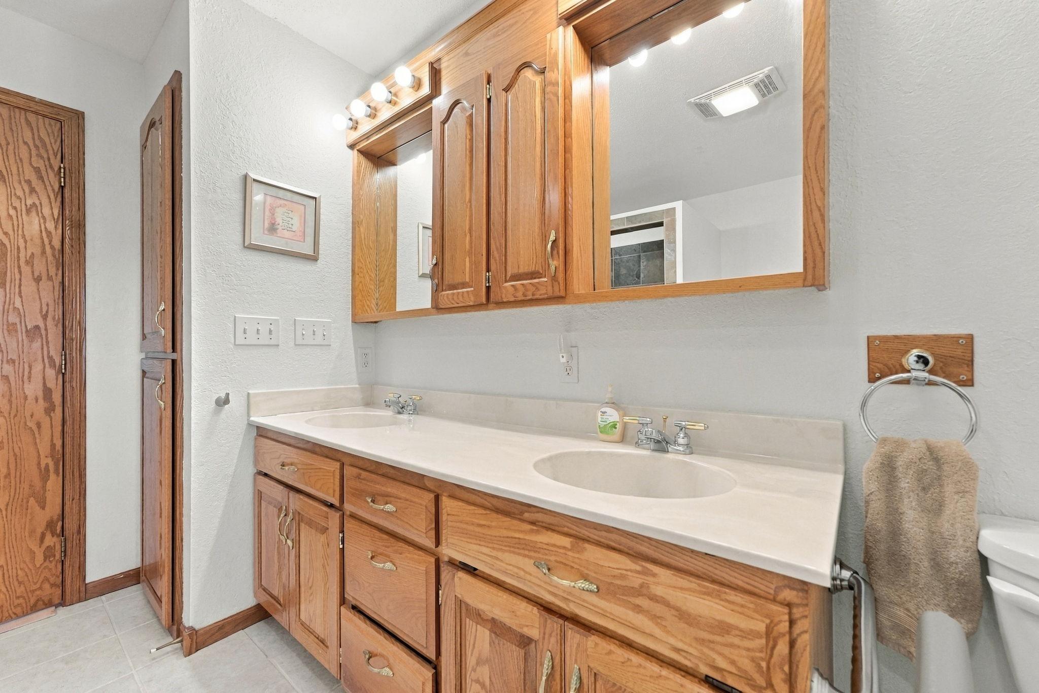 1995 single family home for sale at 12946 151st Avenue in Sauk Centre, MN — 3 bed, 3 bath (photo 26 of 53)