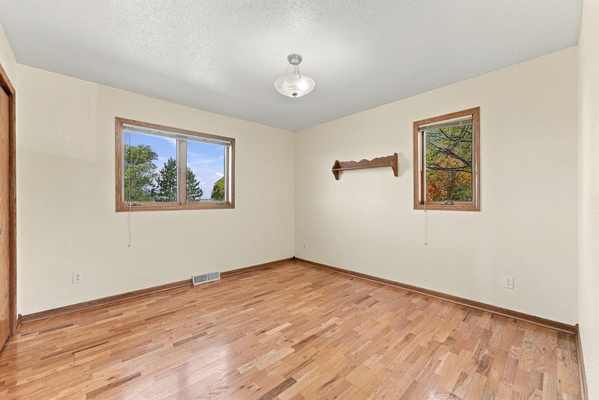 1995 single family home for sale at 12946 151st Avenue in Sauk Centre, MN — 3 bed, 3 bath (photo 27 of 53)