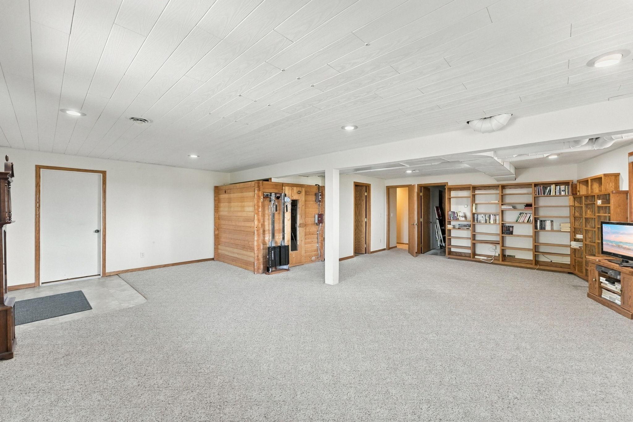 1995 single family home for sale at 12946 151st Avenue in Sauk Centre, MN — 3 bed, 3 bath (photo 31 of 53)