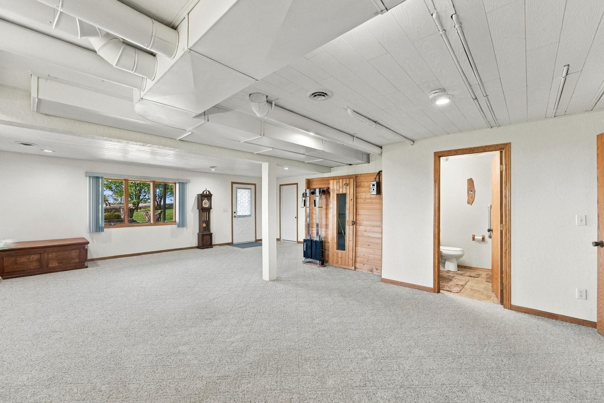 1995 single family home for sale at 12946 151st Avenue in Sauk Centre, MN — 3 bed, 3 bath (photo 32 of 53)