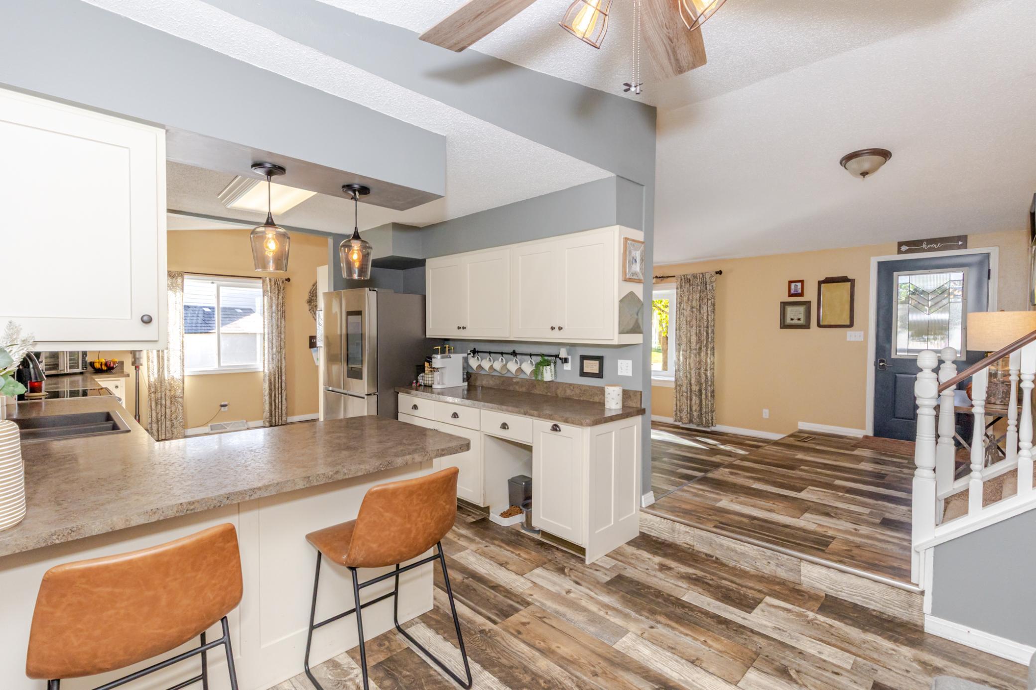 1976 single family home for sale at 1744 23rd Street S in Fargo, ND — 4 bed, 4 bath (photo 17 of 71)