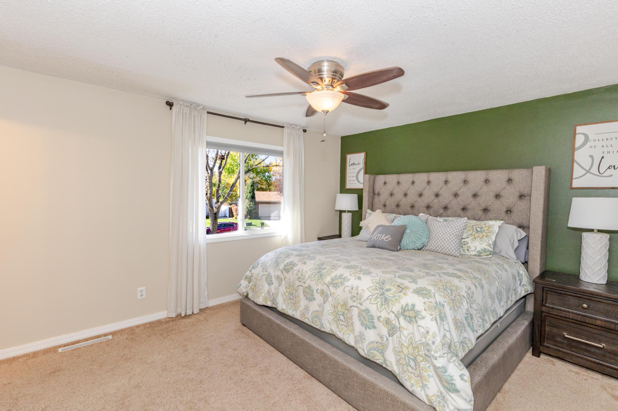 1976 single family home for sale at 1744 23rd Street S in Fargo, ND — 4 bed, 4 bath (photo 19 of 71)