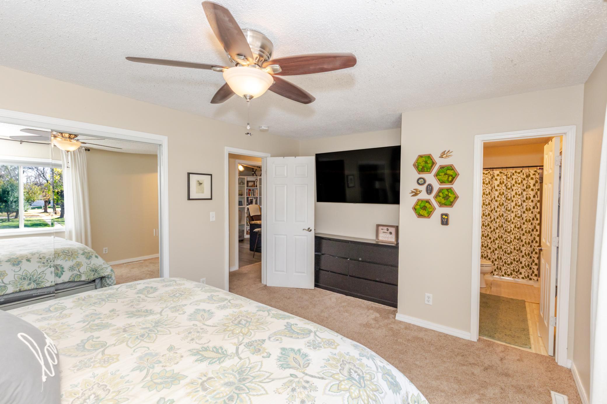1976 single family home for sale at 1744 23rd Street S in Fargo, ND — 4 bed, 4 bath (photo 20 of 71)