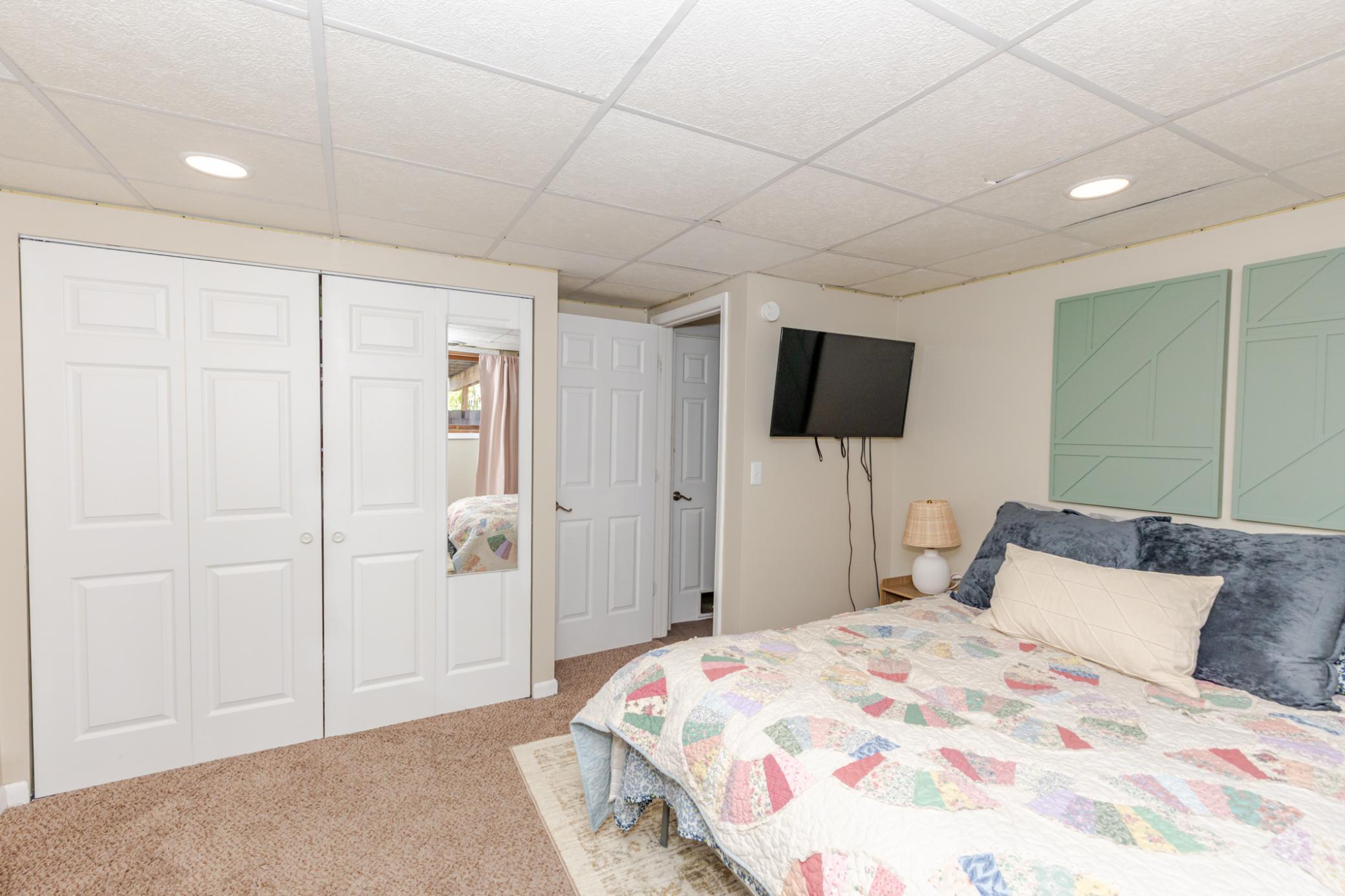 1976 single family home for sale at 1744 23rd Street S in Fargo, ND — 4 bed, 4 bath (photo 49 of 71)