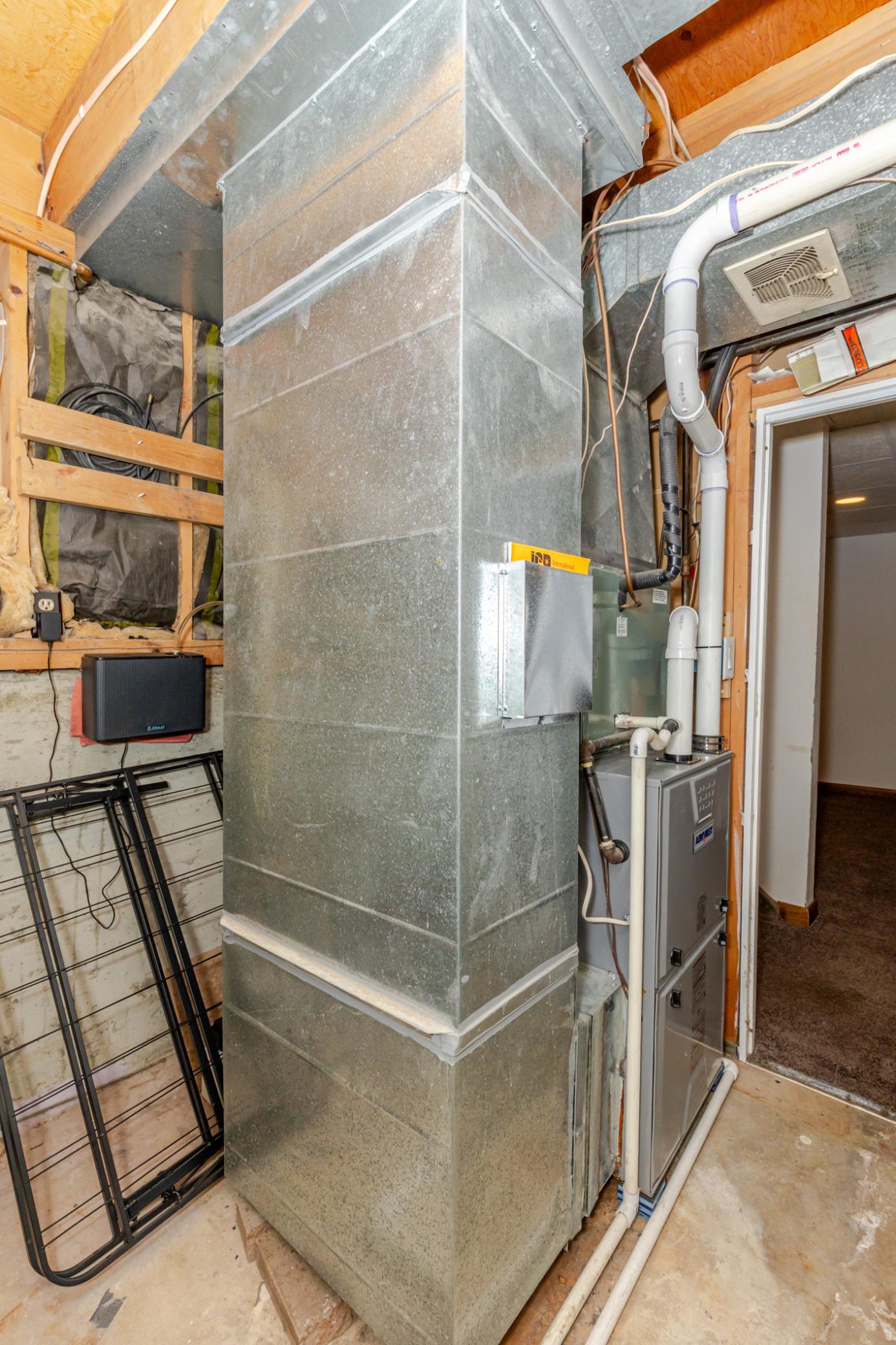 1976 single family home for sale at 1744 23rd Street S in Fargo, ND — 4 bed, 4 bath (photo 57 of 71)