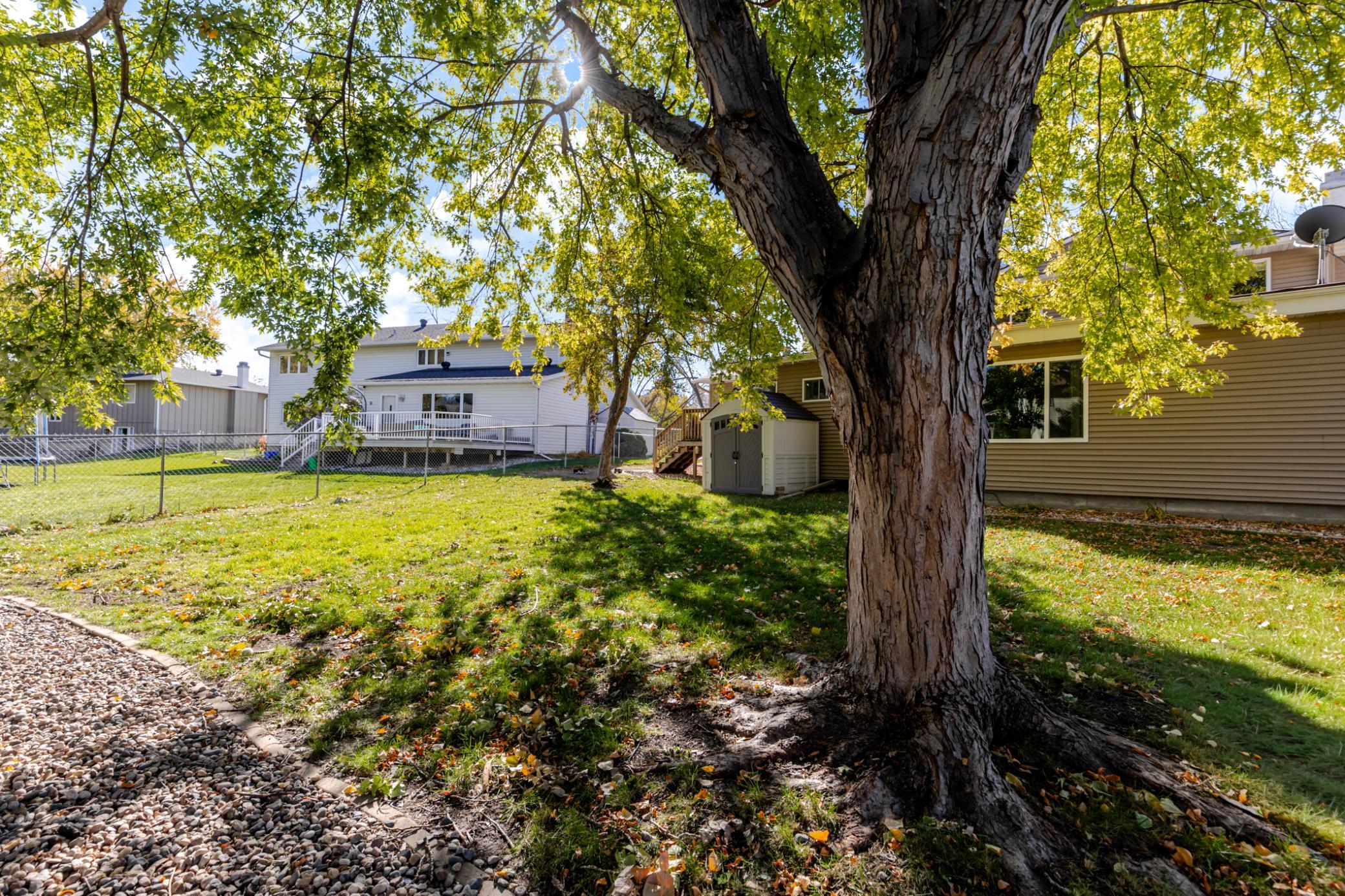 1976 single family home for sale at 1744 23rd Street S in Fargo, ND — 4 bed, 4 bath (photo 61 of 71)