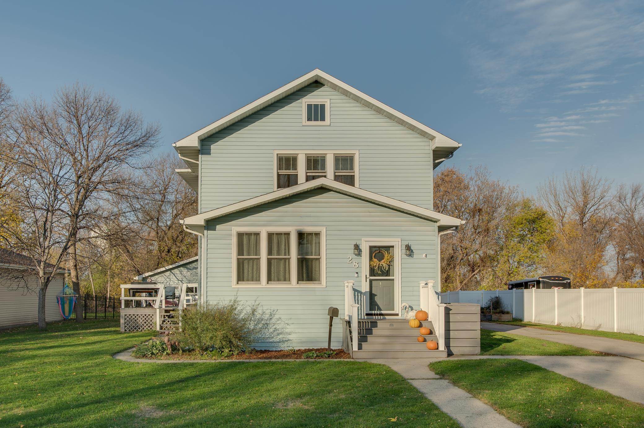 28 Francis Street, West Fargo, ND