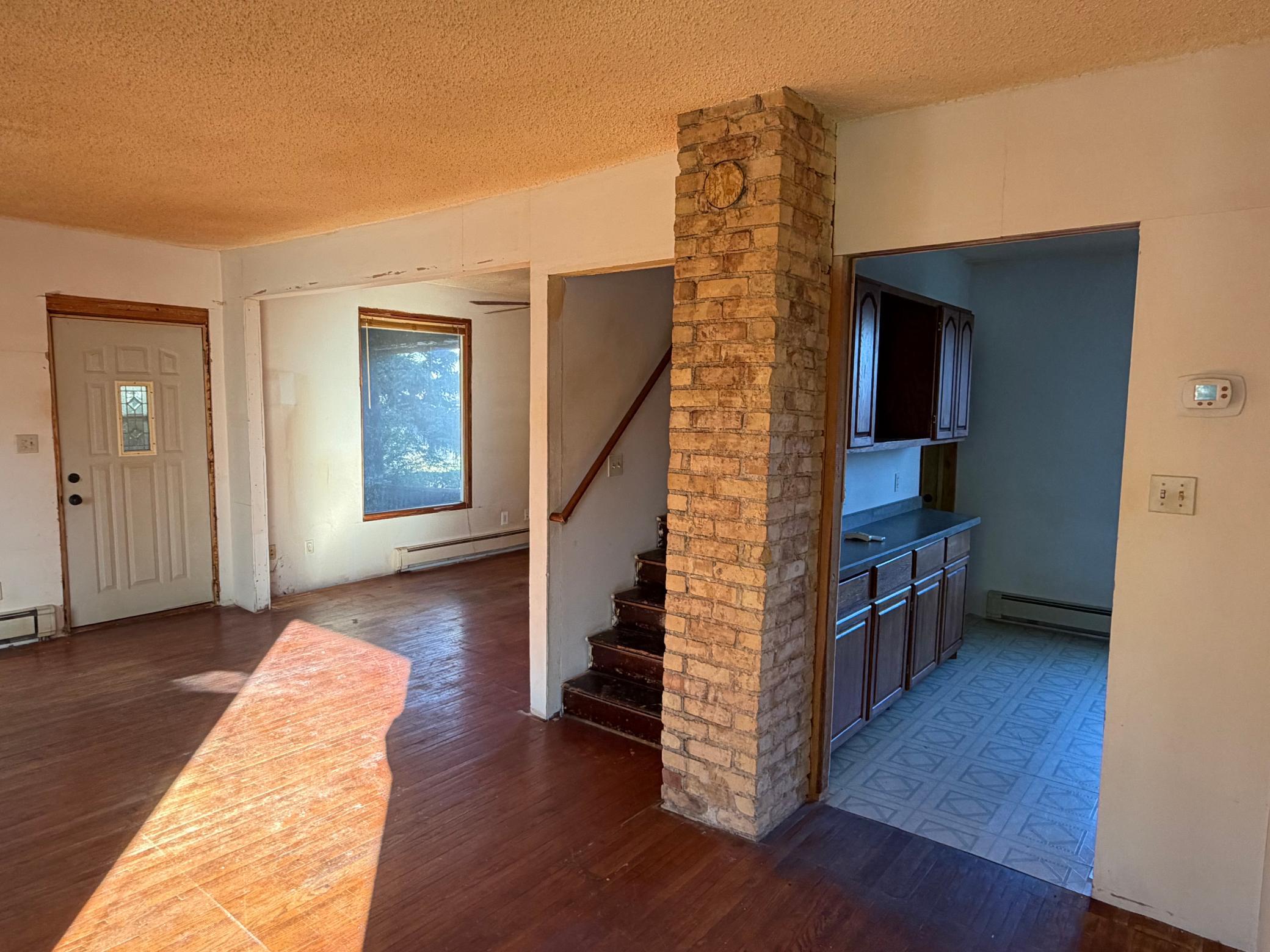 1910 single family home for sale at 715 S Sheridan Street in Fergus Falls, MN — 2 bed, 2 bath (photo 18 of 28)