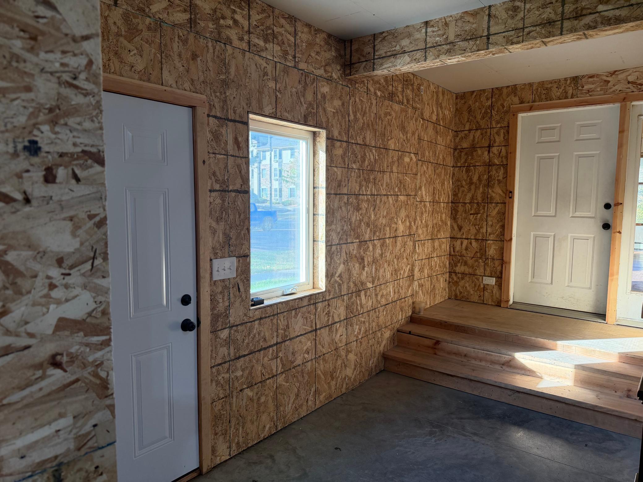 1910 single family home for sale at 715 S Sheridan Street in Fergus Falls, MN — 2 bed, 2 bath (photo 20 of 28)