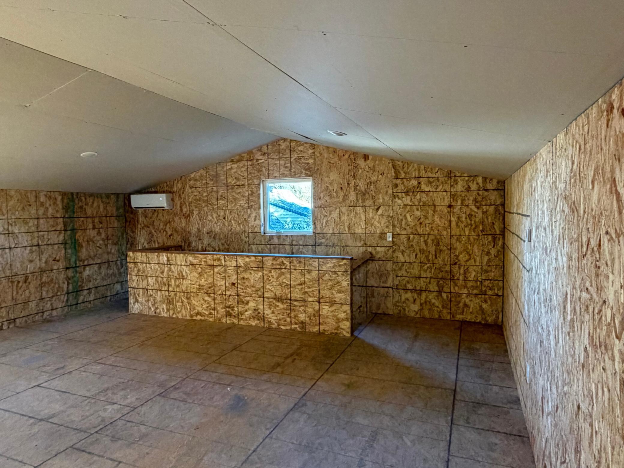 1910 single family home for sale at 715 S Sheridan Street in Fergus Falls, MN — 2 bed, 2 bath (photo 27 of 28)