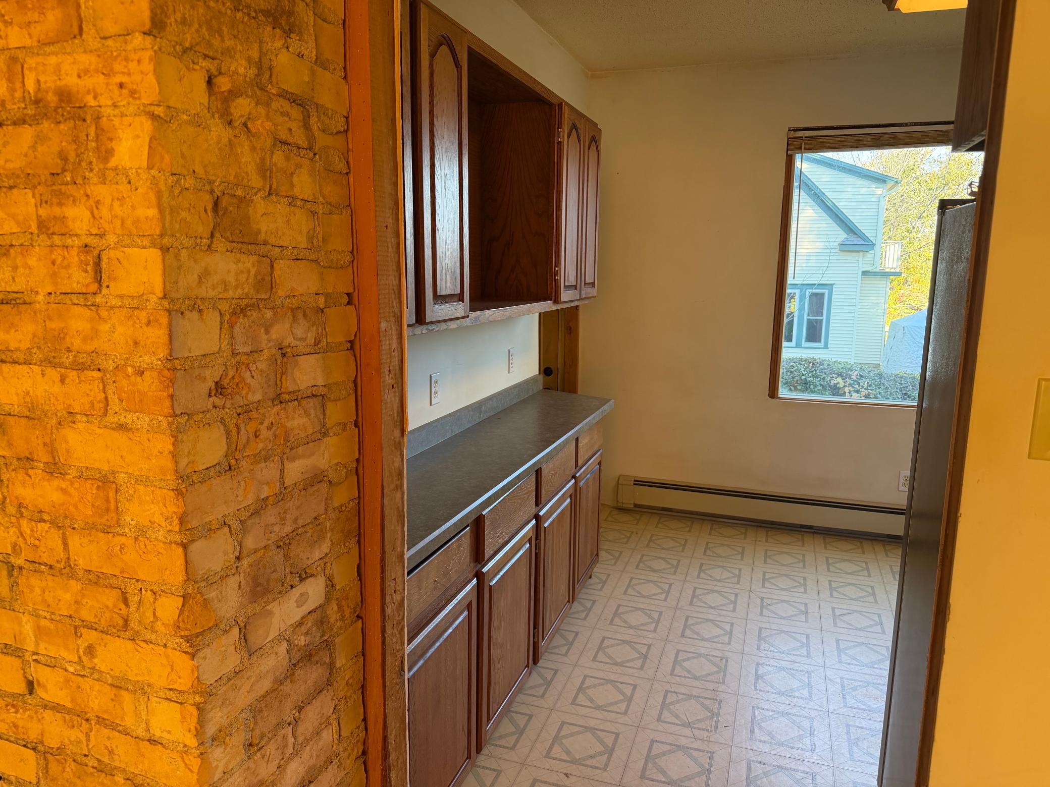 1910 single family home for sale at 715 S Sheridan Street in Fergus Falls, MN — 2 bed, 2 bath (photo 10 of 28)