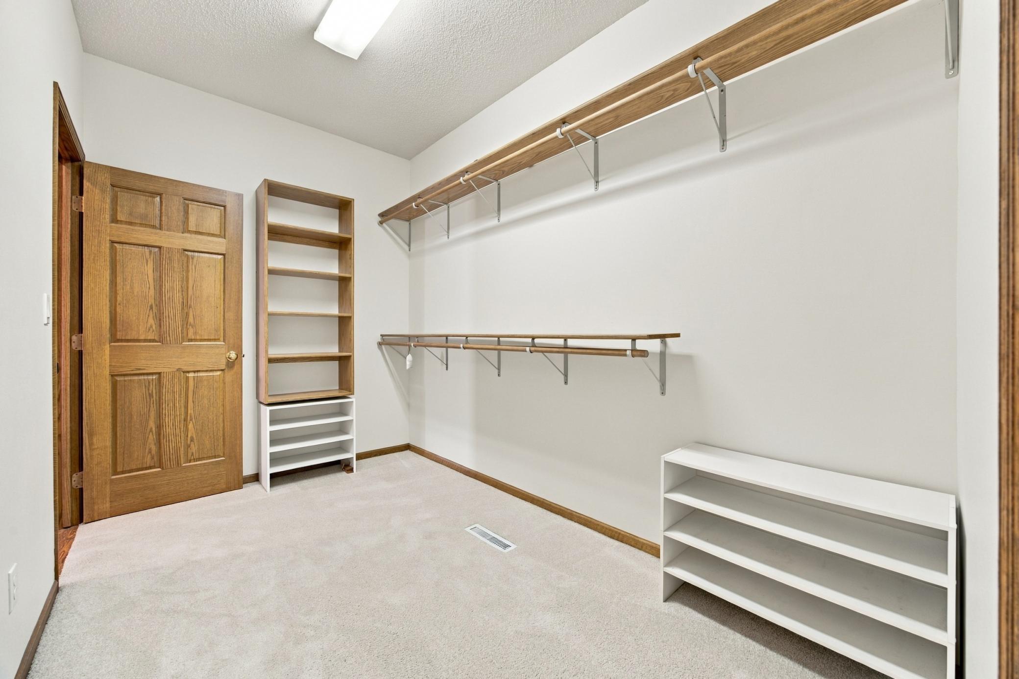 1998 townhouse for sale at 4519 3rd Street S in Moorhead, MN — 3 bed, 3 bath (photo 24 of 49)
