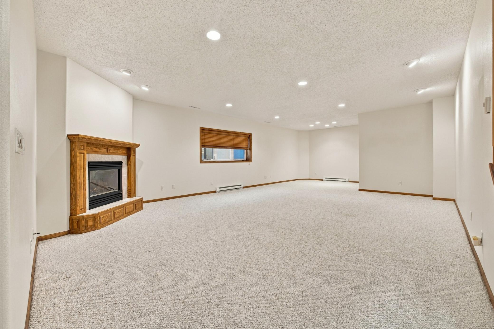 1998 townhouse for sale at 4519 3rd Street S in Moorhead, MN — 3 bed, 3 bath (photo 28 of 49)