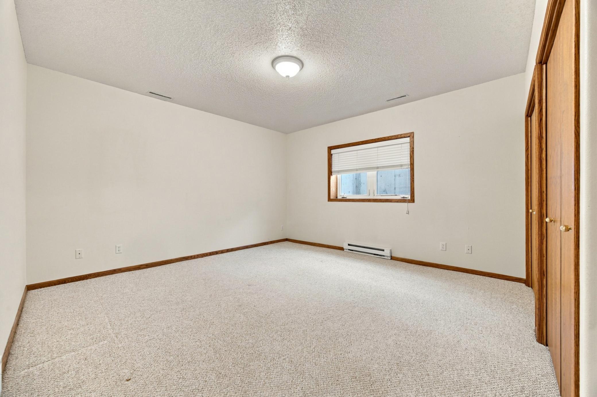 1998 townhouse for sale at 4519 3rd Street S in Moorhead, MN — 3 bed, 3 bath (photo 33 of 49)