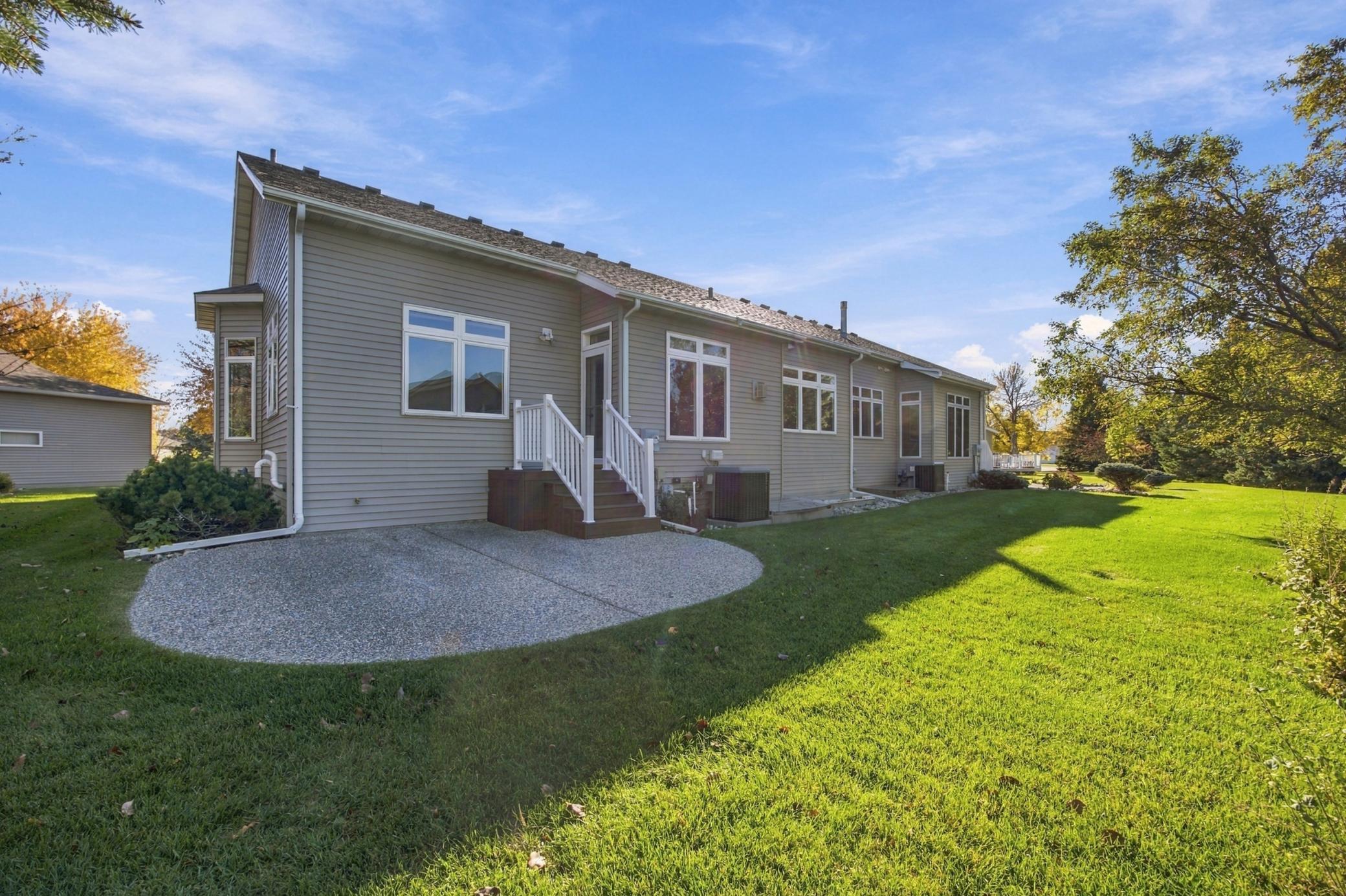 1998 townhouse for sale at 4519 3rd Street S in Moorhead, MN — 3 bed, 3 bath (photo 38 of 49)