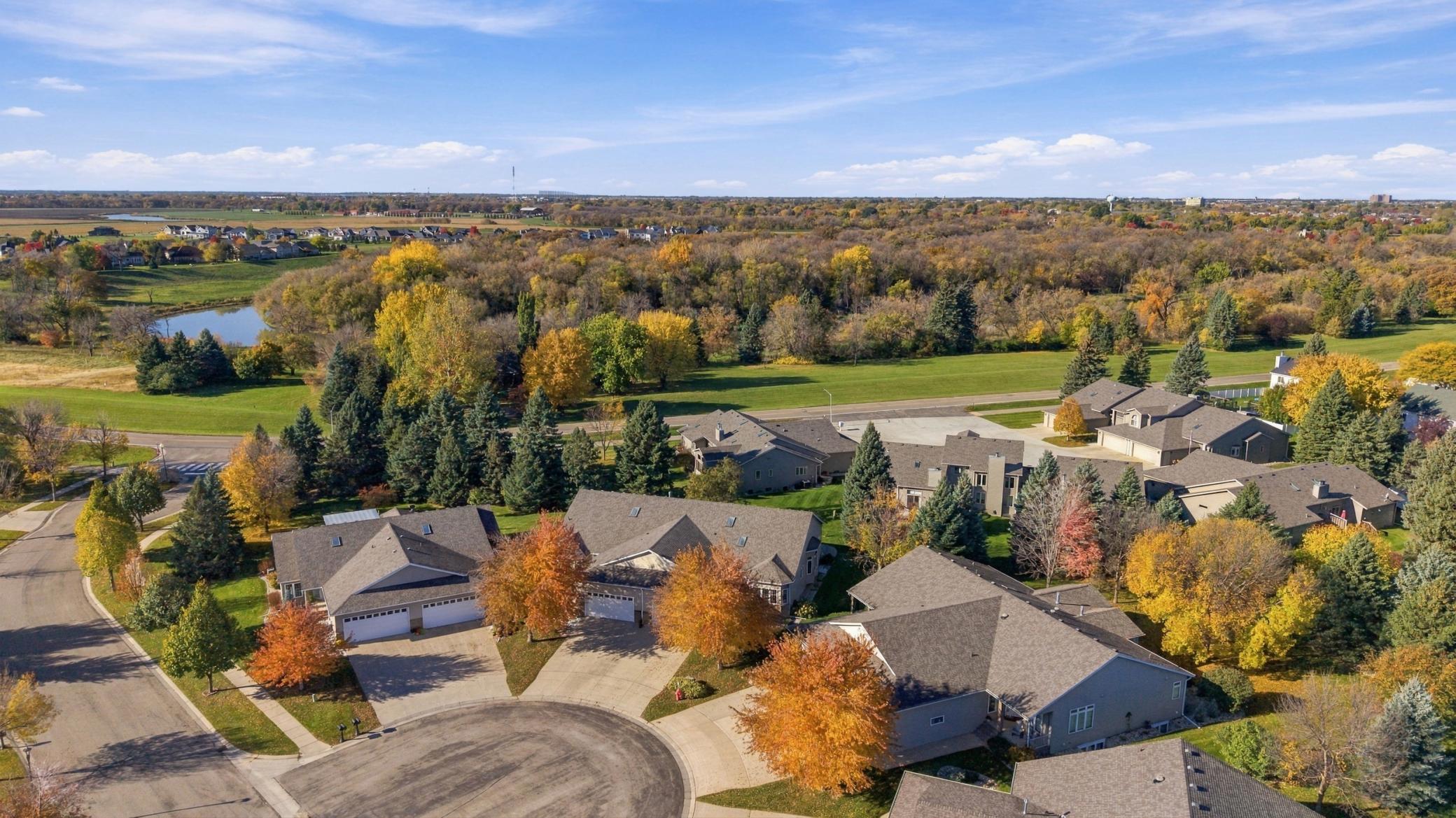 1998 townhouse for sale at 4519 3rd Street S in Moorhead, MN — 3 bed, 3 bath (photo 44 of 49)