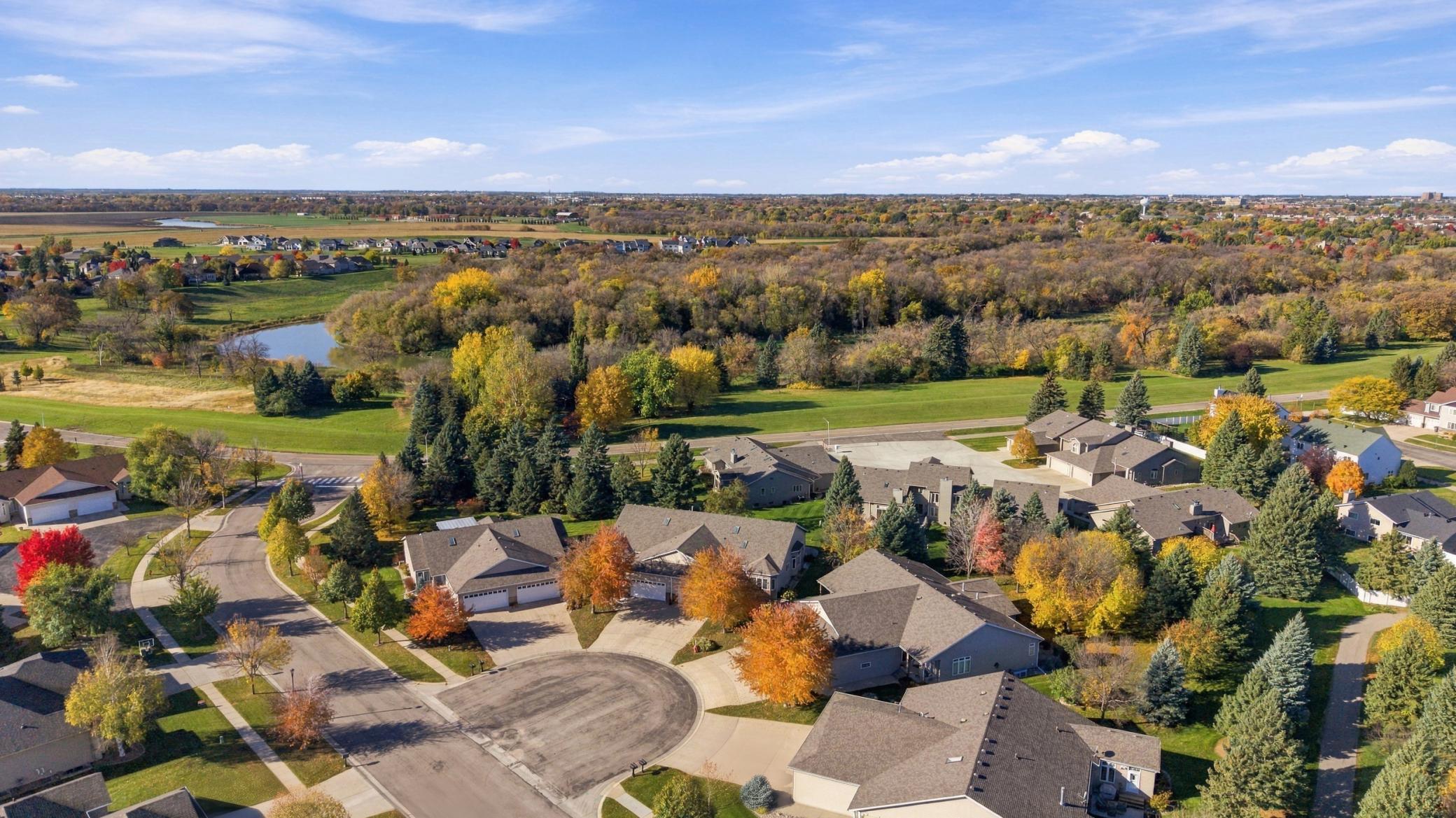 1998 townhouse for sale at 4519 3rd Street S in Moorhead, MN — 3 bed, 3 bath (photo 46 of 49)