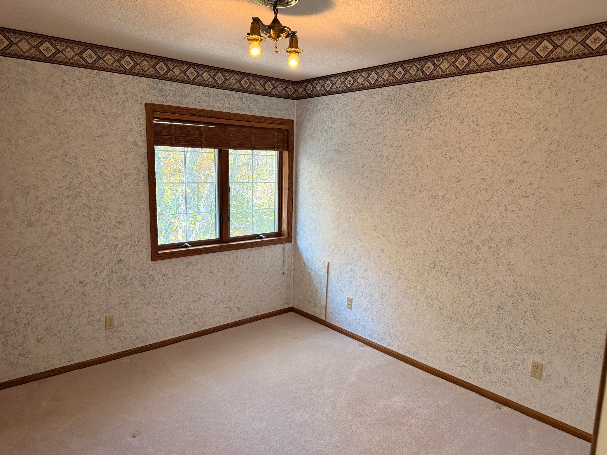1984 single family home for sale at 139 Belle Rae Circle in Brainerd, MN — 5 bed, 3 bath (photo 19 of 25)