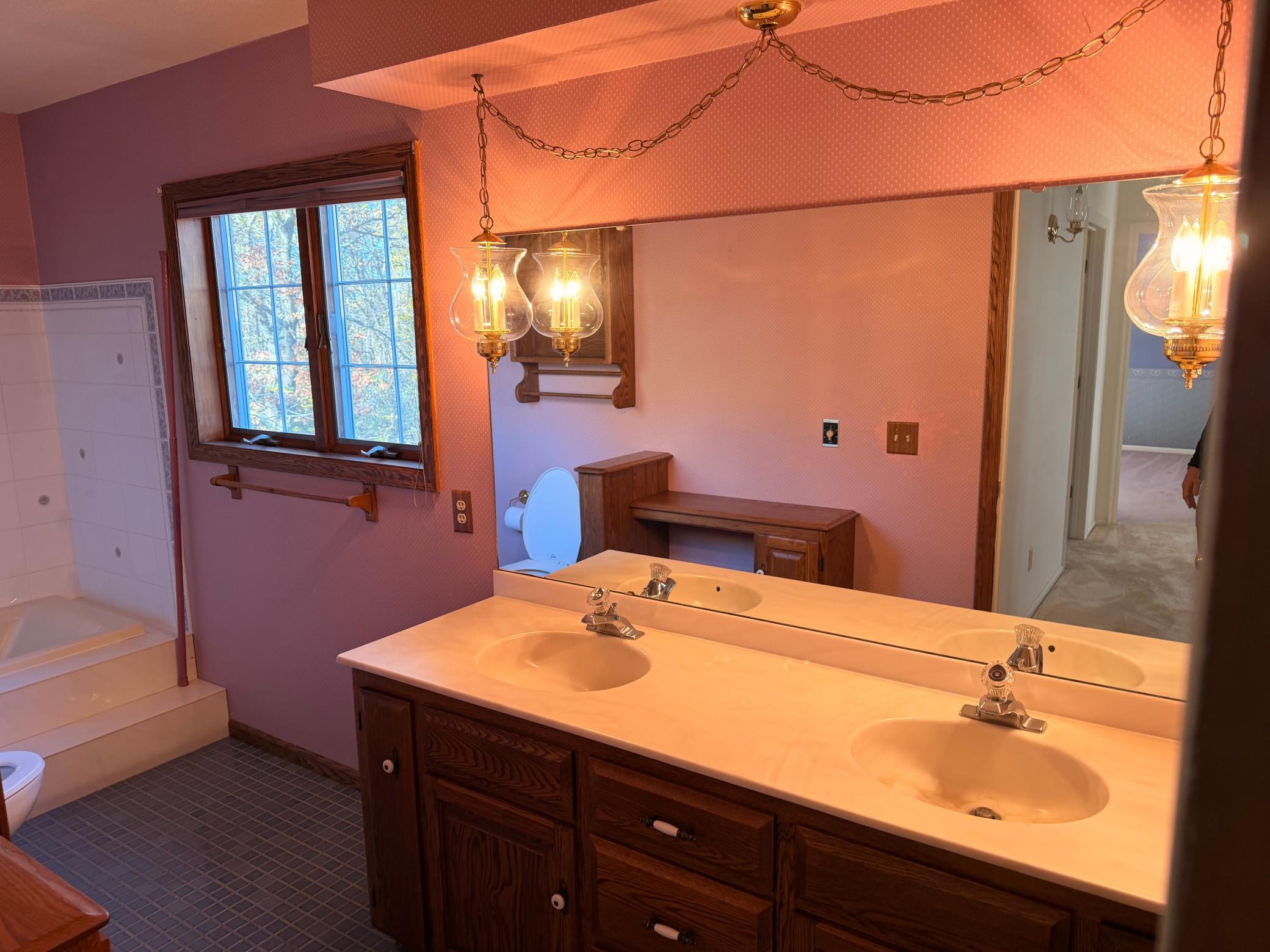 1984 single family home for sale at 139 Belle Rae Circle in Brainerd, MN — 5 bed, 3 bath (photo 20 of 25)