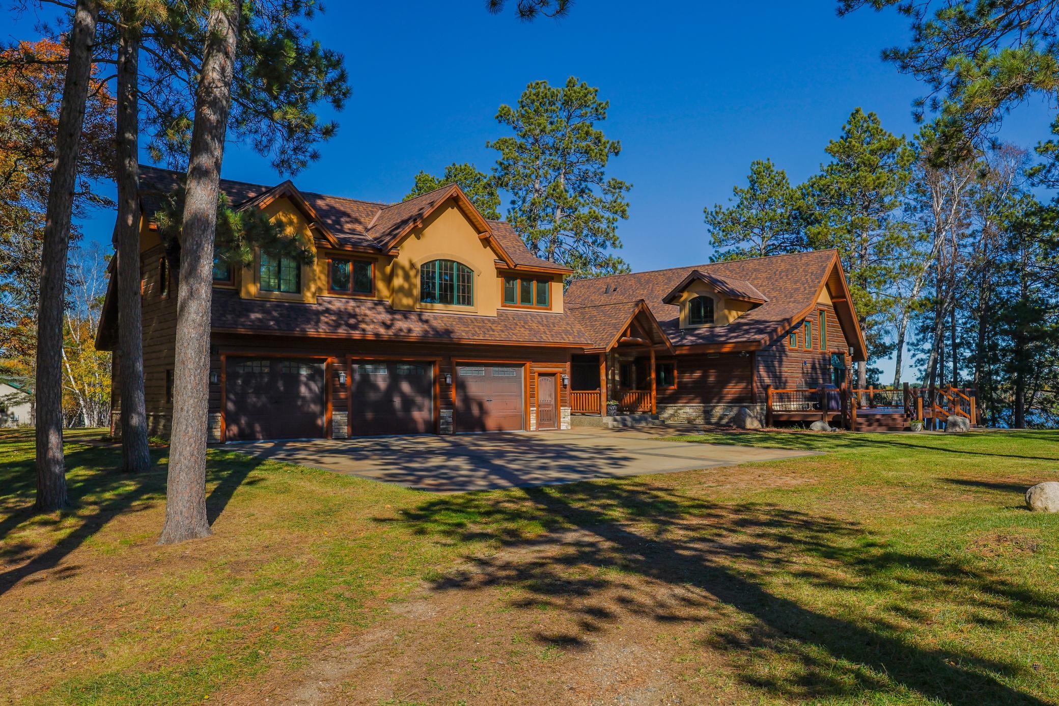 1979 single family home for sale at 17312 County 40 in Park Rapids, MN — 5 bed, 4 bath (photo 2 of 90)