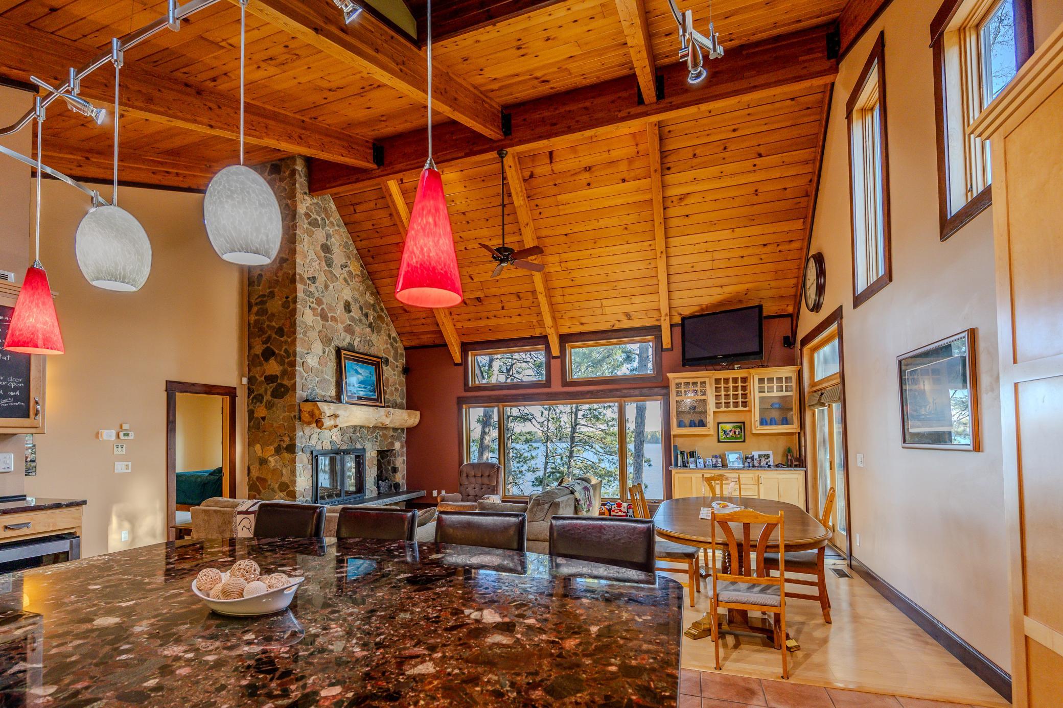 1979 single family home for sale at 17312 County 40 in Park Rapids, MN — 5 bed, 4 bath (photo 13 of 90)