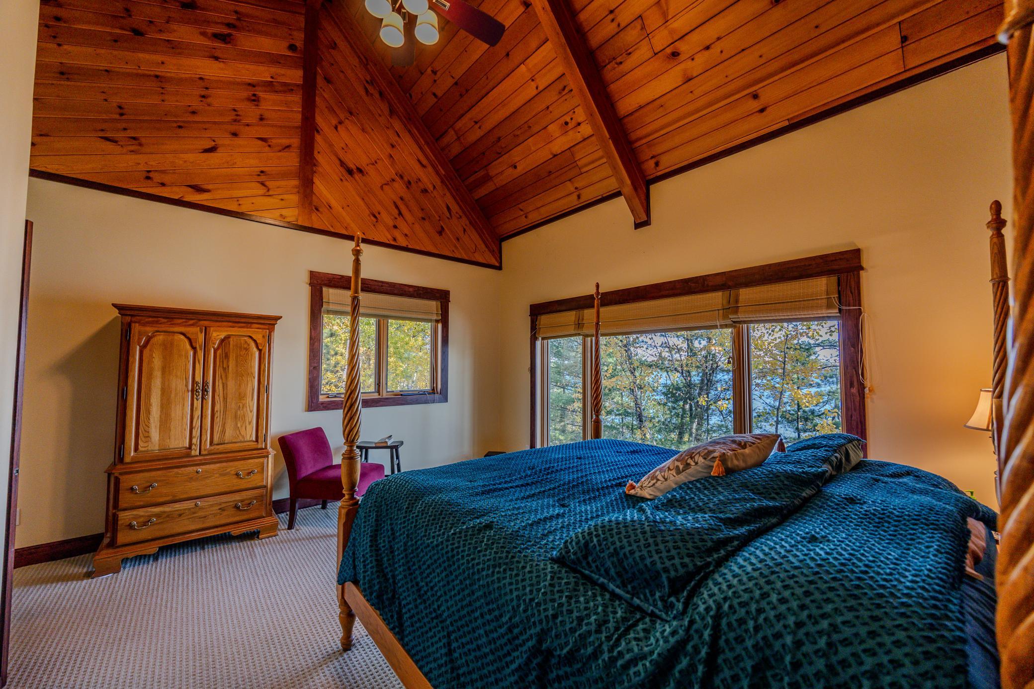 1979 single family home for sale at 17312 County 40 in Park Rapids, MN — 5 bed, 4 bath (photo 14 of 90)