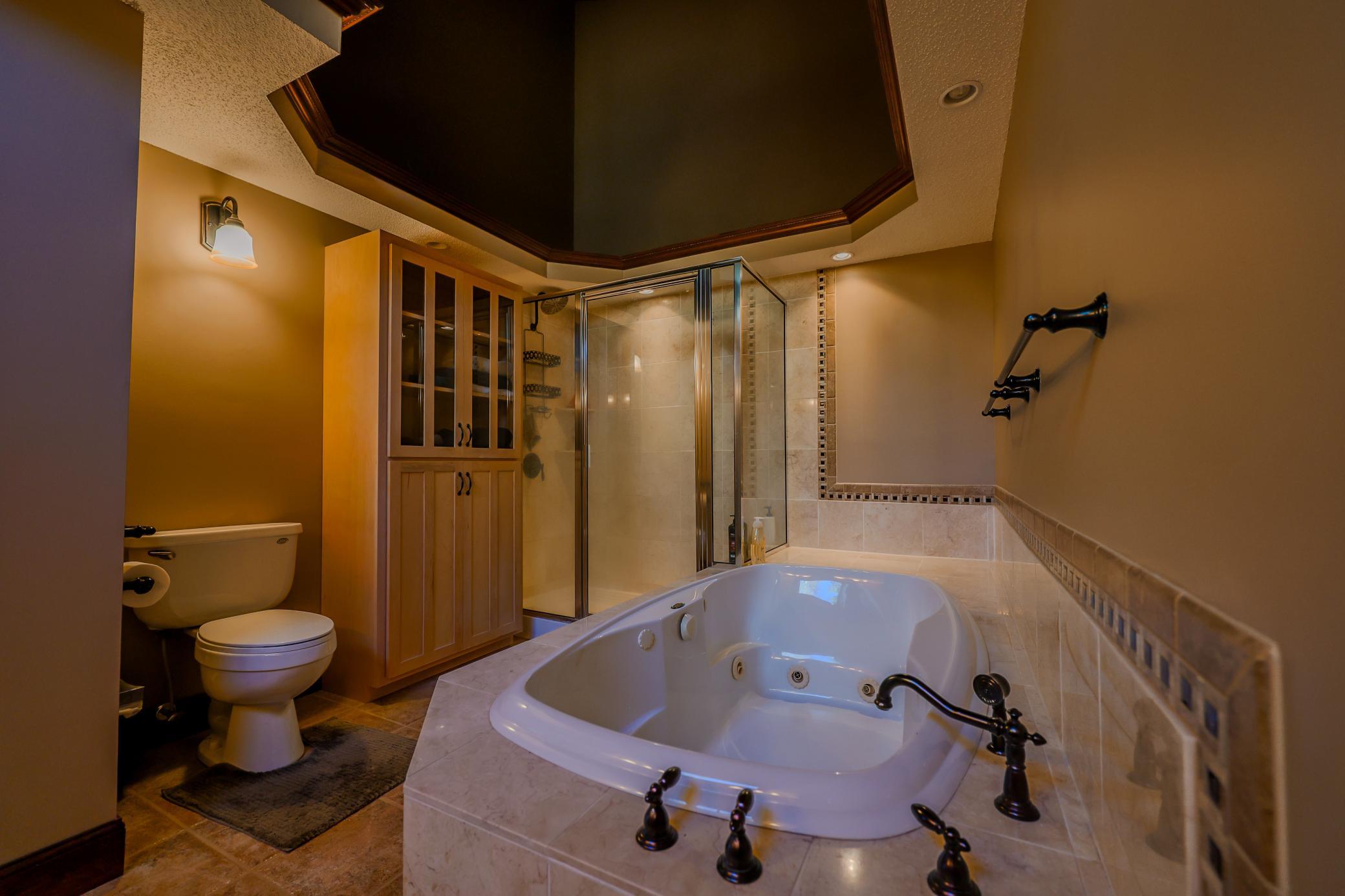 1979 single family home for sale at 17312 County 40 in Park Rapids, MN — 5 bed, 4 bath (photo 17 of 90)