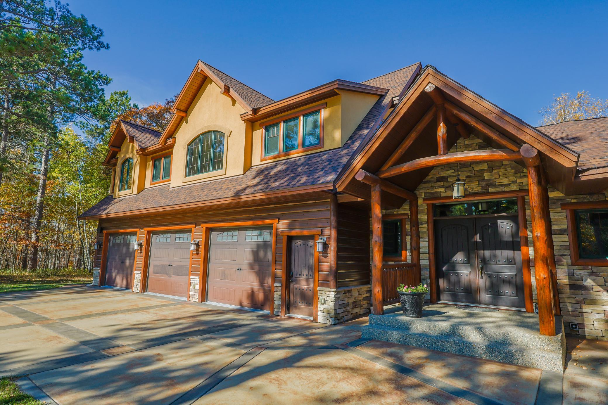 1979 single family home for sale at 17312 County 40 in Park Rapids, MN — 5 bed, 4 bath (photo 3 of 90)