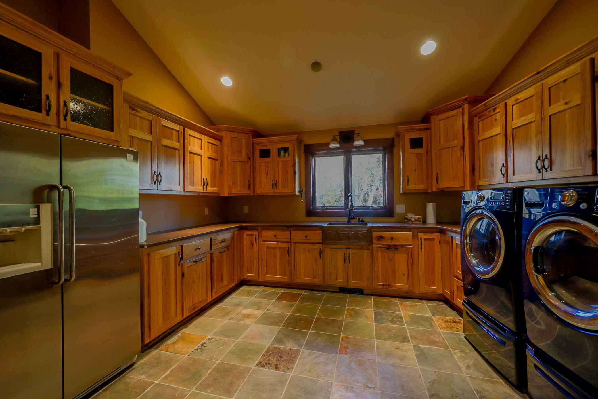 1979 single family home for sale at 17312 County 40 in Park Rapids, MN — 5 bed, 4 bath (photo 22 of 90)