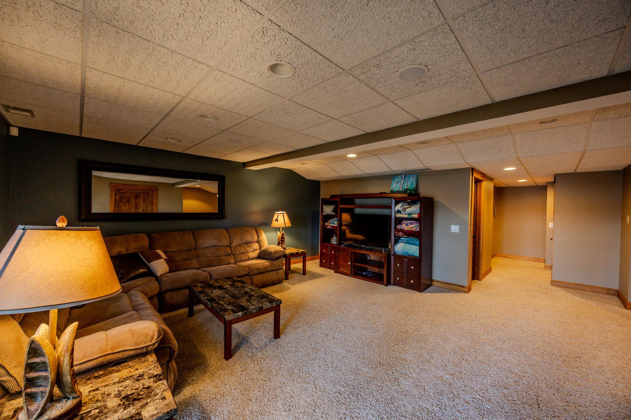 1979 single family home for sale at 17312 County 40 in Park Rapids, MN — 5 bed, 4 bath (photo 36 of 90)