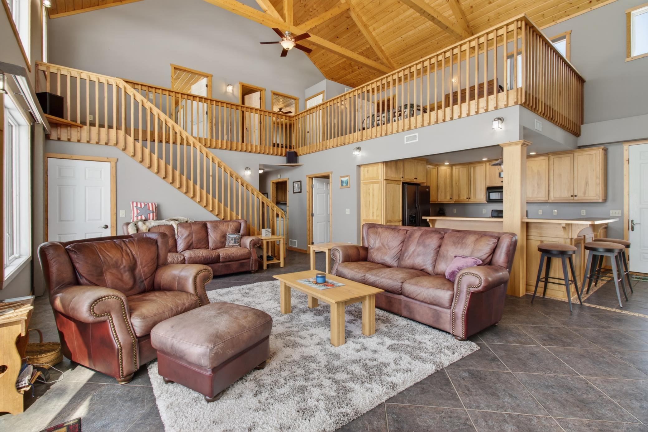 2002 single family home for sale at 10985 Sugar Point Drive NW in Federal Dam, MN — 4 bed, 3 bath (photo 14 of 43)