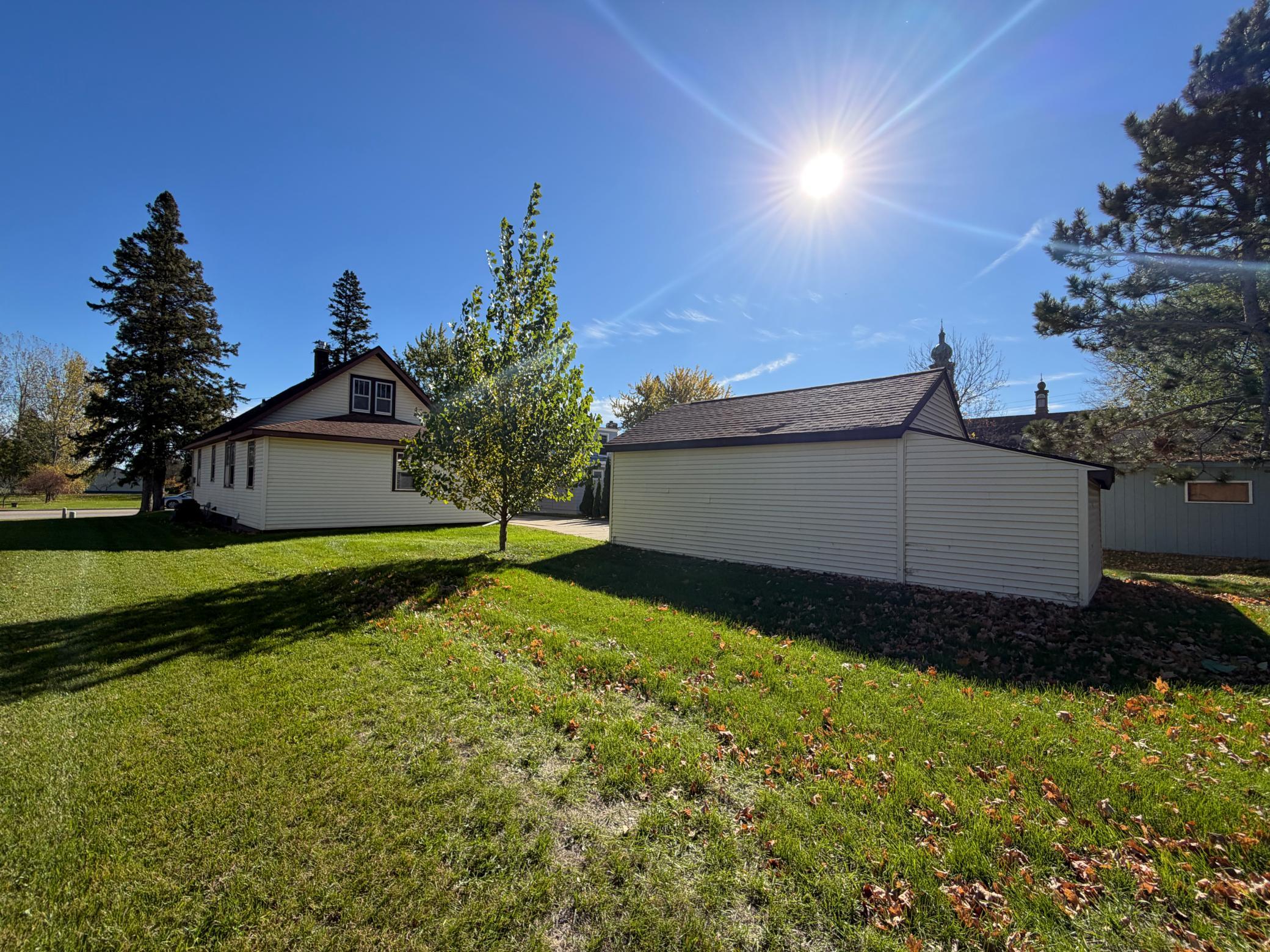 1925 single family home for sale at 830 Main Street N in Browerville, MN — 3 bed, 2 bath (photo 5 of 28)