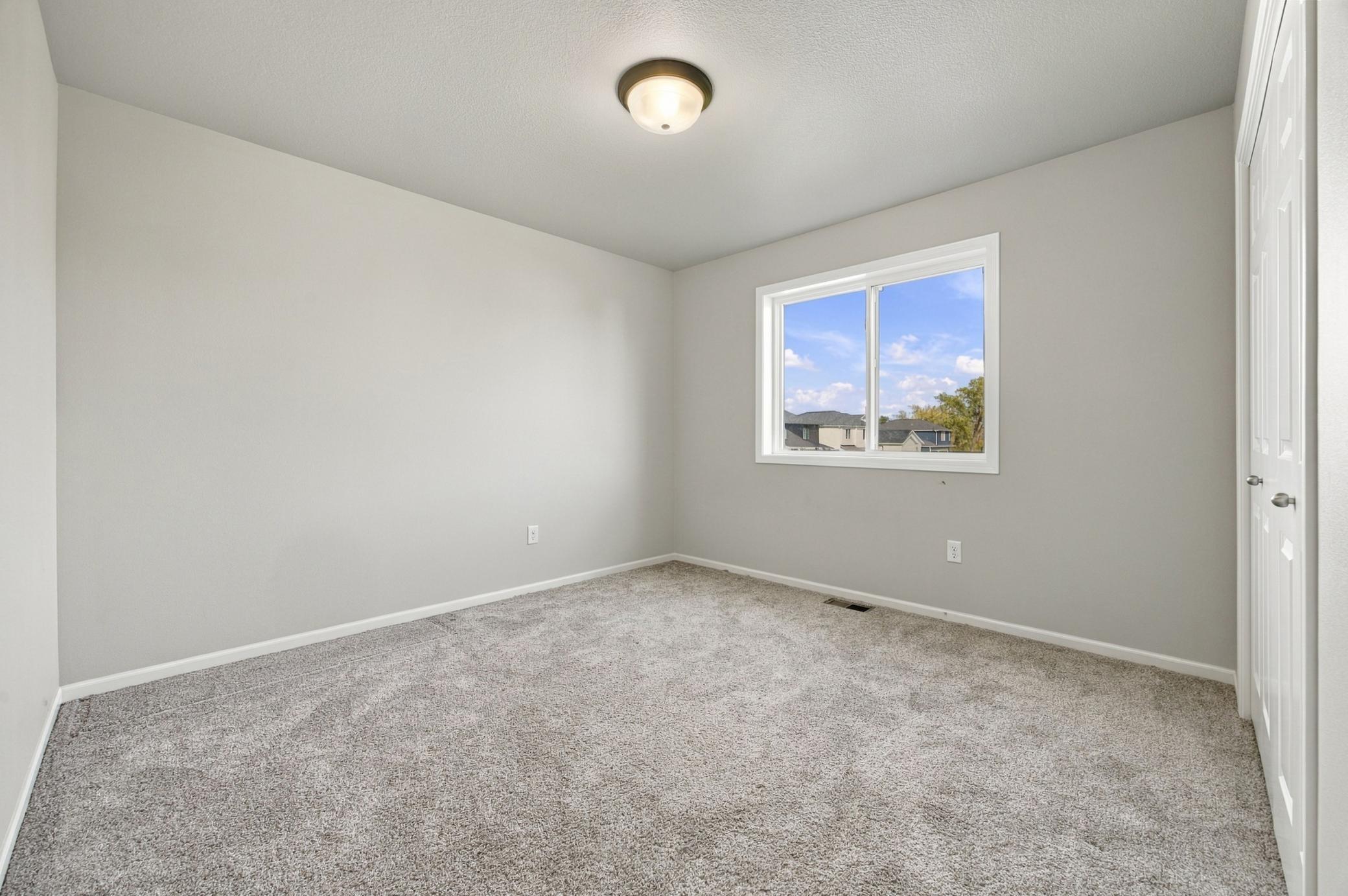 2023 single family home for sale at 1228 Rachel Drive W in West Fargo, ND — 3 bed, 3 bath (photo 15 of 34)