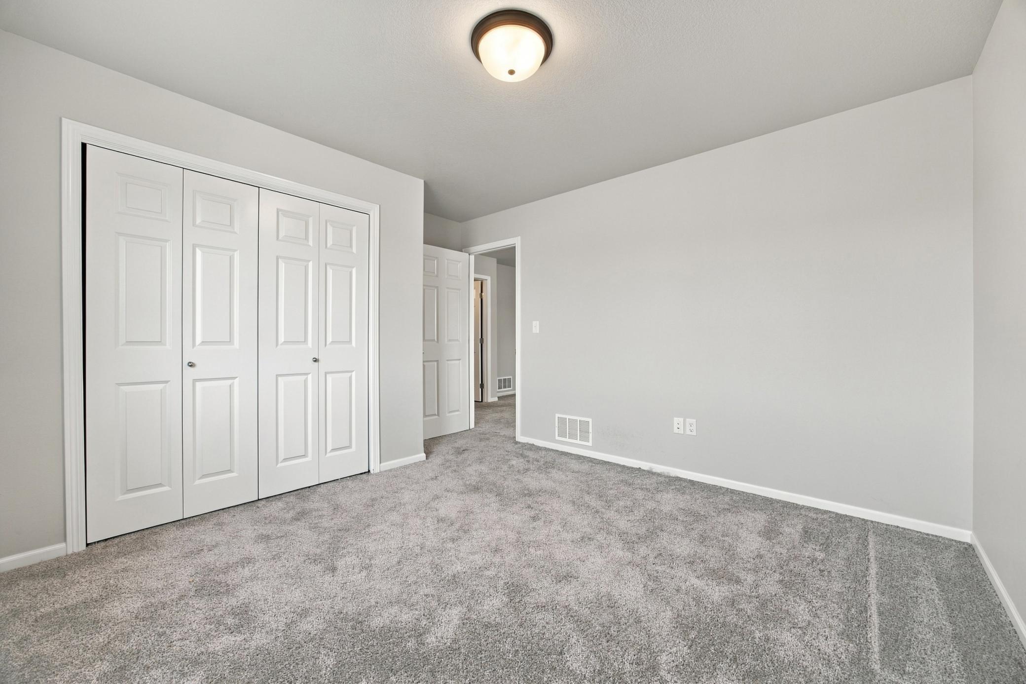 2023 single family home for sale at 1228 Rachel Drive W in West Fargo, ND — 3 bed, 3 bath (photo 16 of 34)