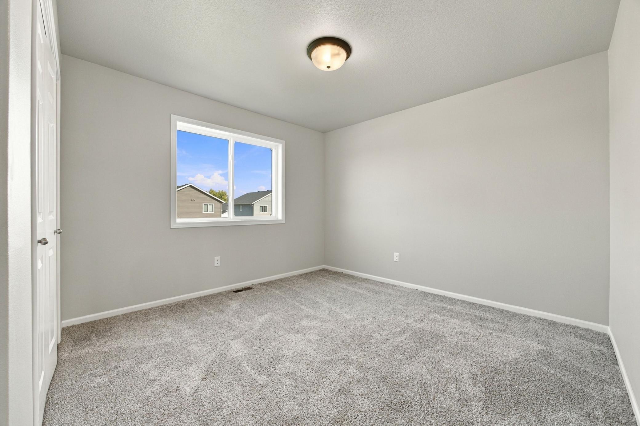 2023 single family home for sale at 1228 Rachel Drive W in West Fargo, ND — 3 bed, 3 bath (photo 17 of 34)