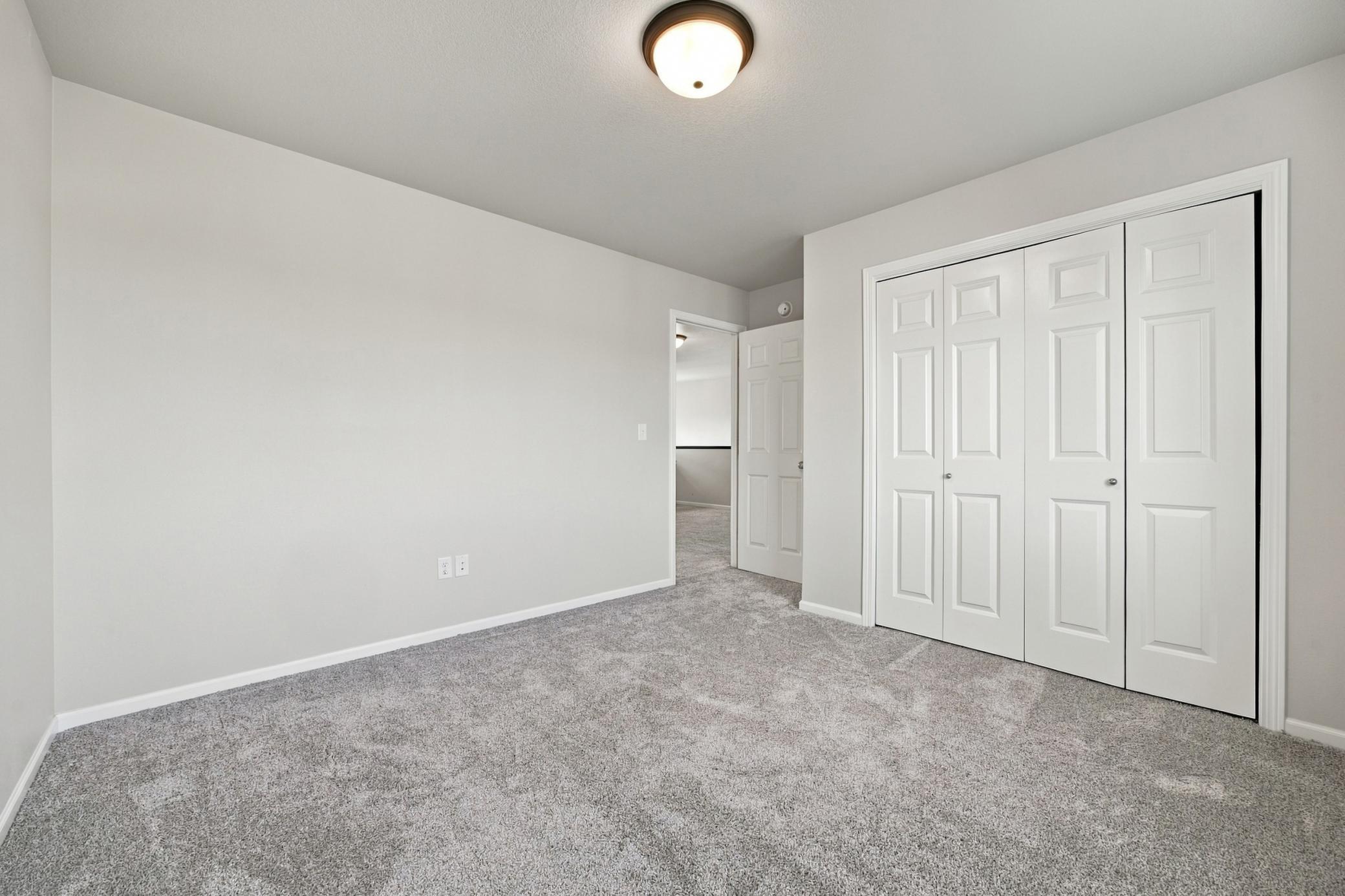 2023 single family home for sale at 1228 Rachel Drive W in West Fargo, ND — 3 bed, 3 bath (photo 18 of 34)