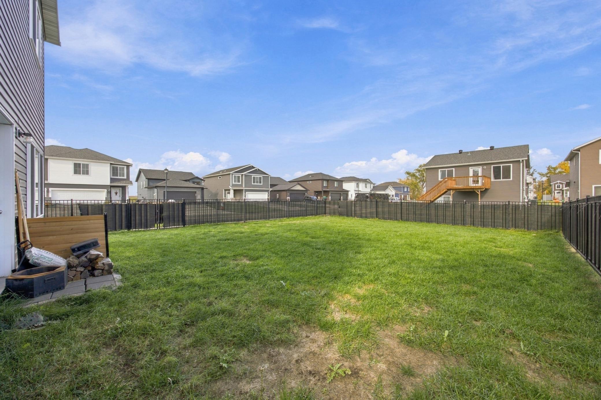 2023 single family home for sale at 1228 Rachel Drive W in West Fargo, ND — 3 bed, 3 bath (photo 24 of 34)