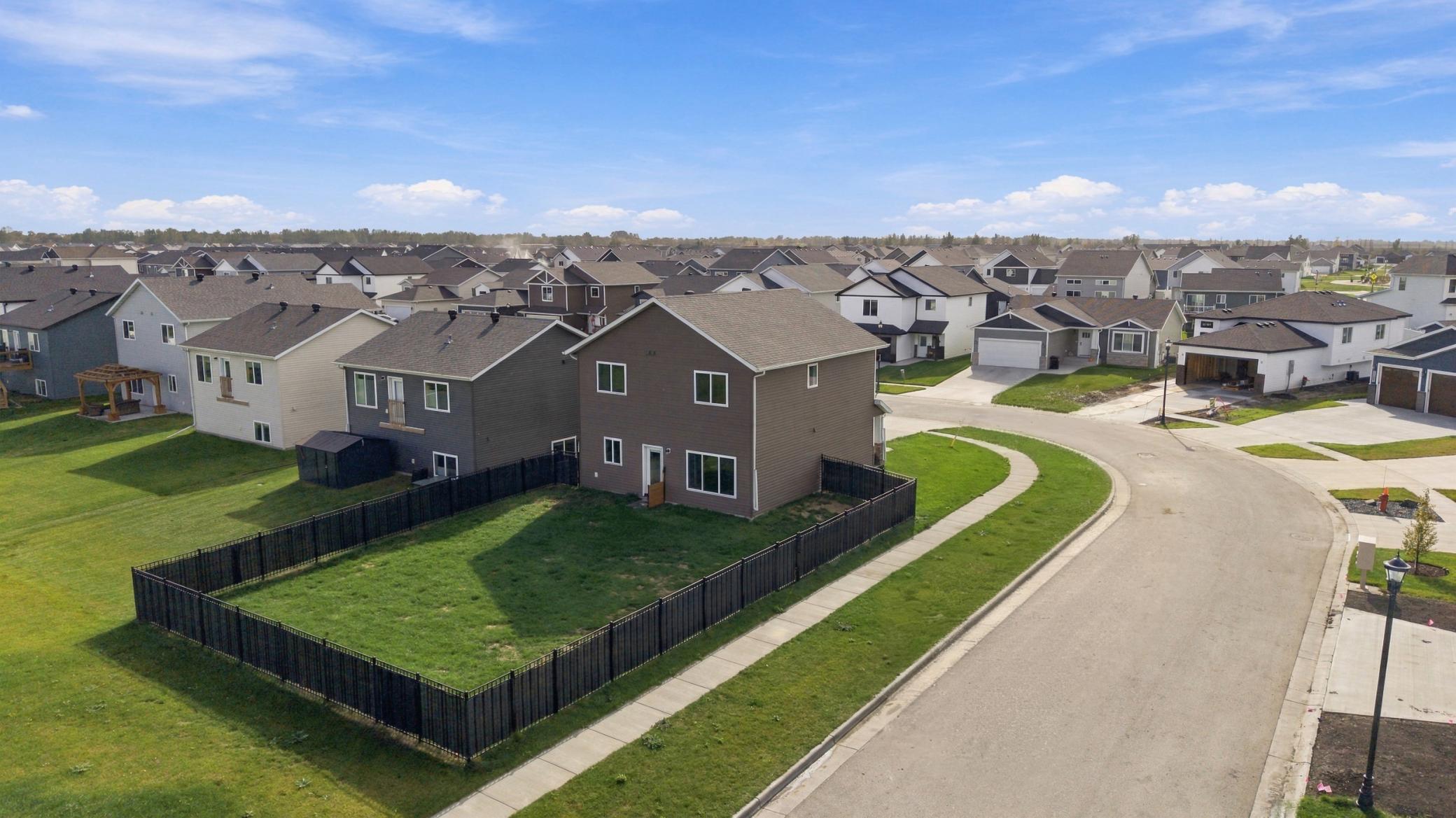2023 single family home for sale at 1228 Rachel Drive W in West Fargo, ND — 3 bed, 3 bath (photo 31 of 34)
