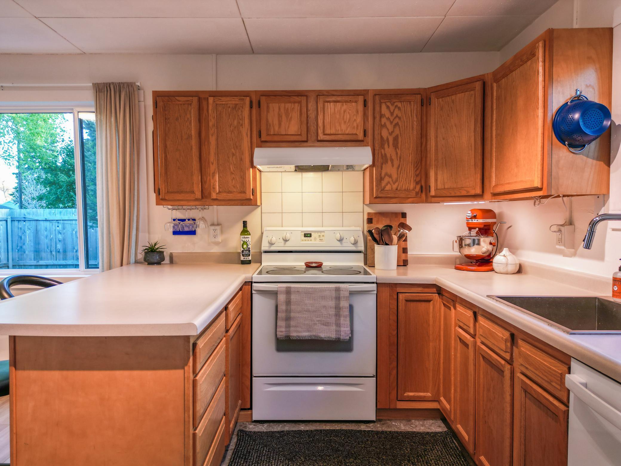 1950 single family home for sale at 1501 5th Street S in Fargo, ND — 2 bed, 1 bath (photo 29 of 38)